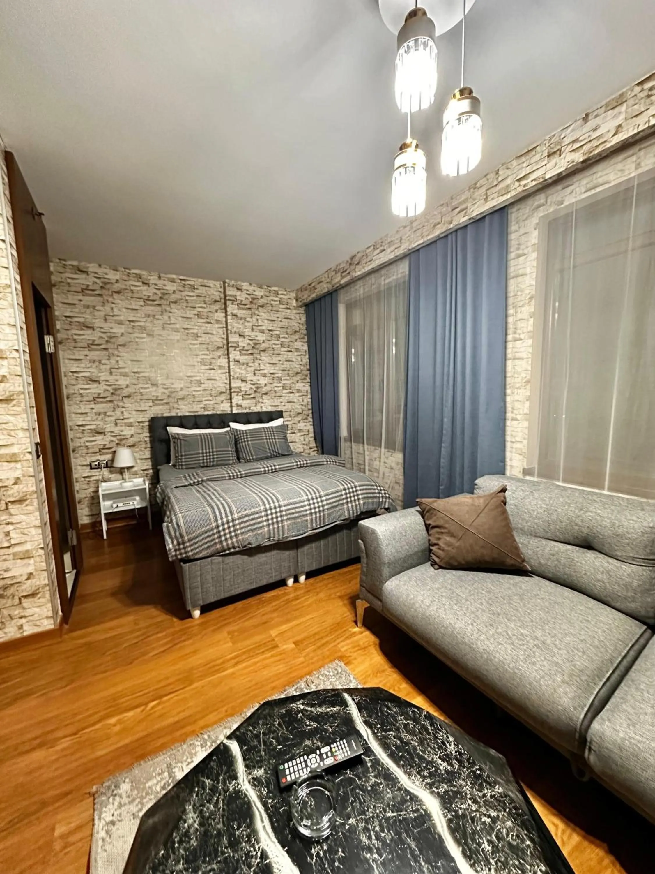 SABİHA GOKCEN İSTANBUL HOUSES Airport