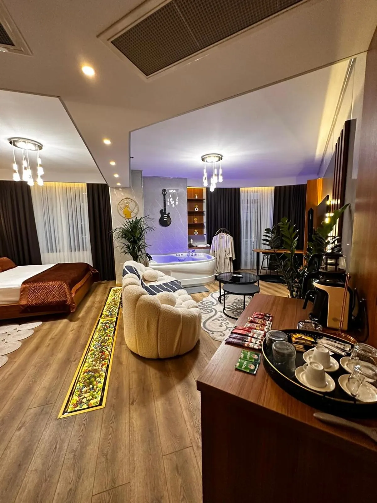 Bed in SABİHA GOKCEN İSTANBUL HOUSES Airport