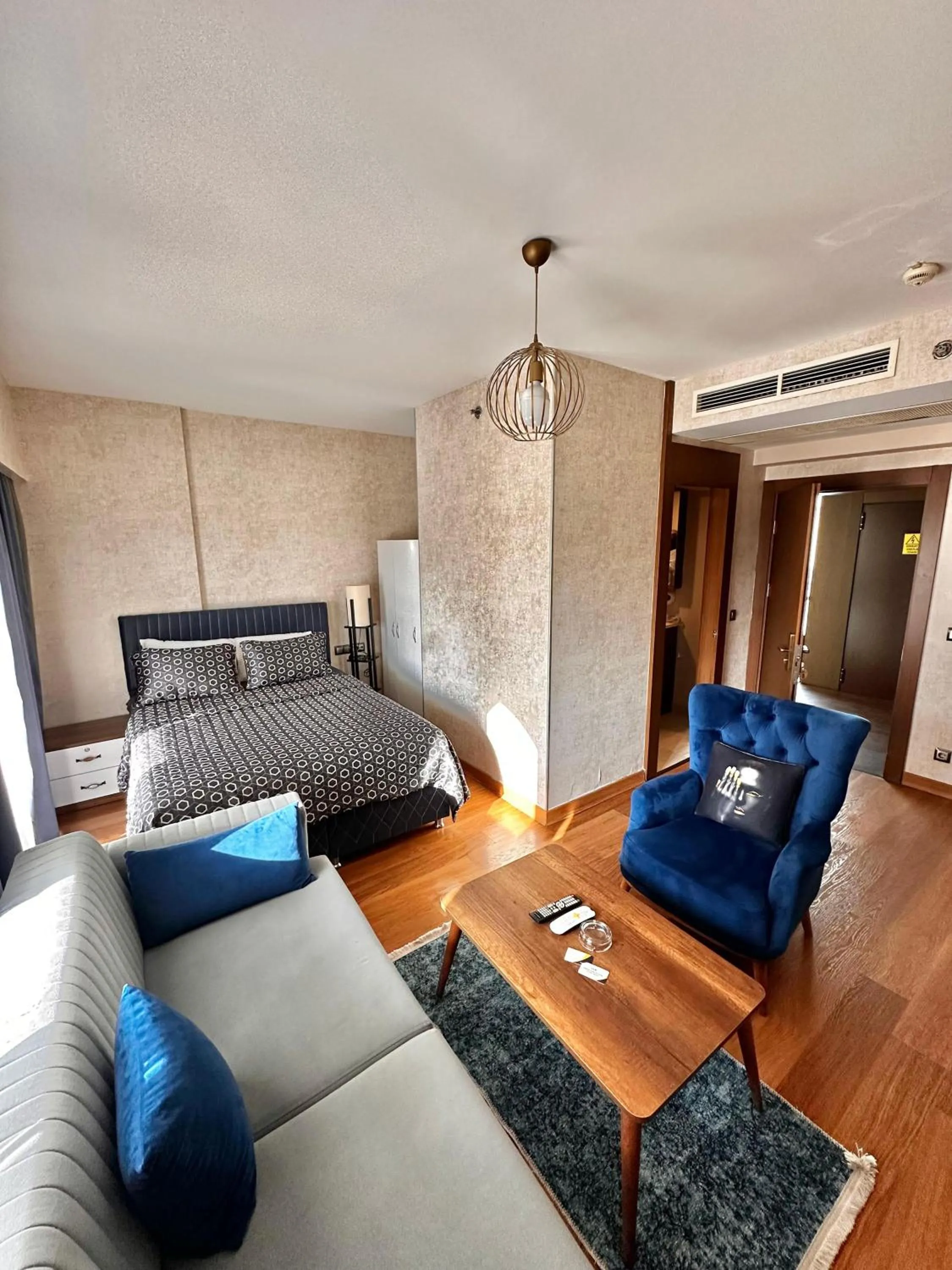 SABİHA GOKCEN İSTANBUL HOUSES Airport