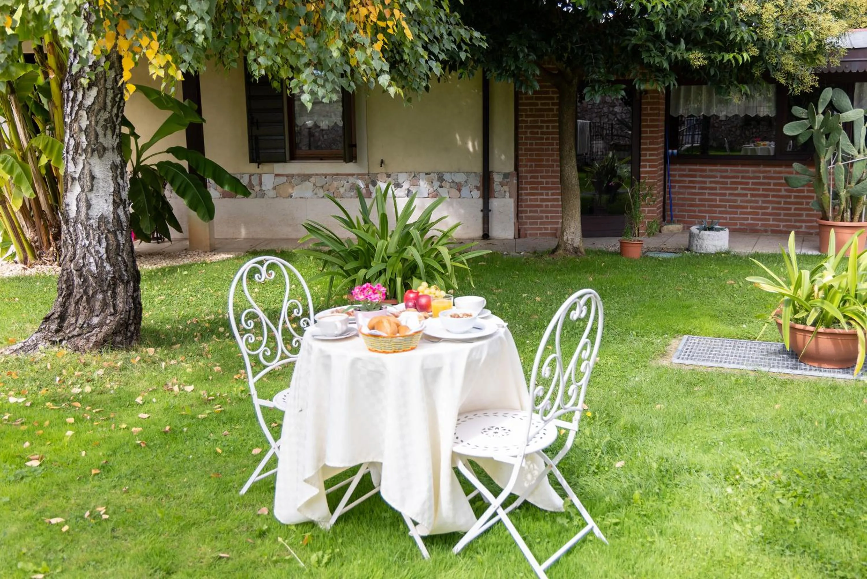 Garden in B&B Antico Borgo Marcemigo