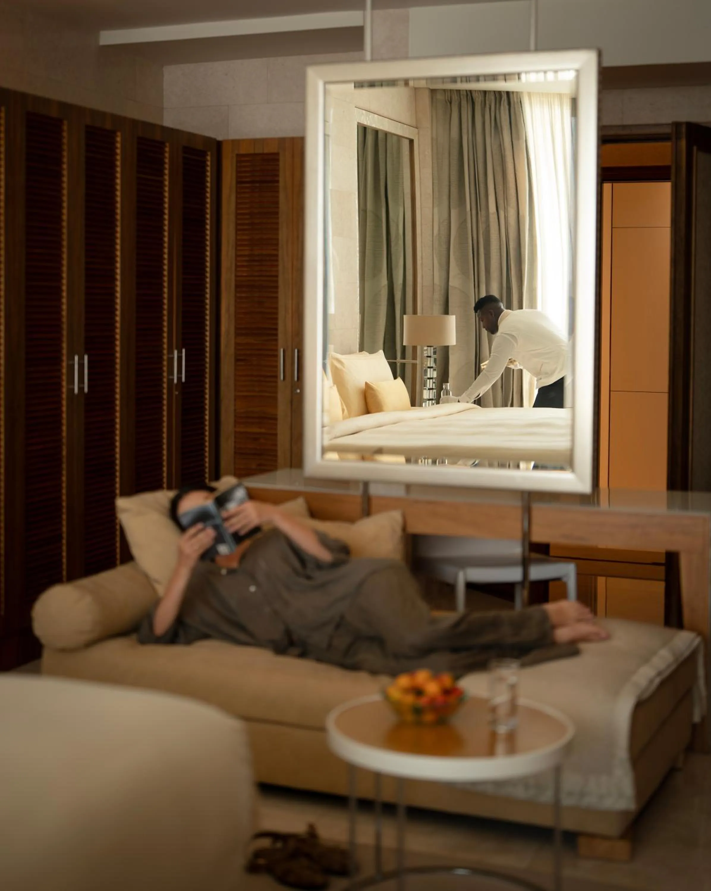 Bedroom, Bed in Raffles Dubai