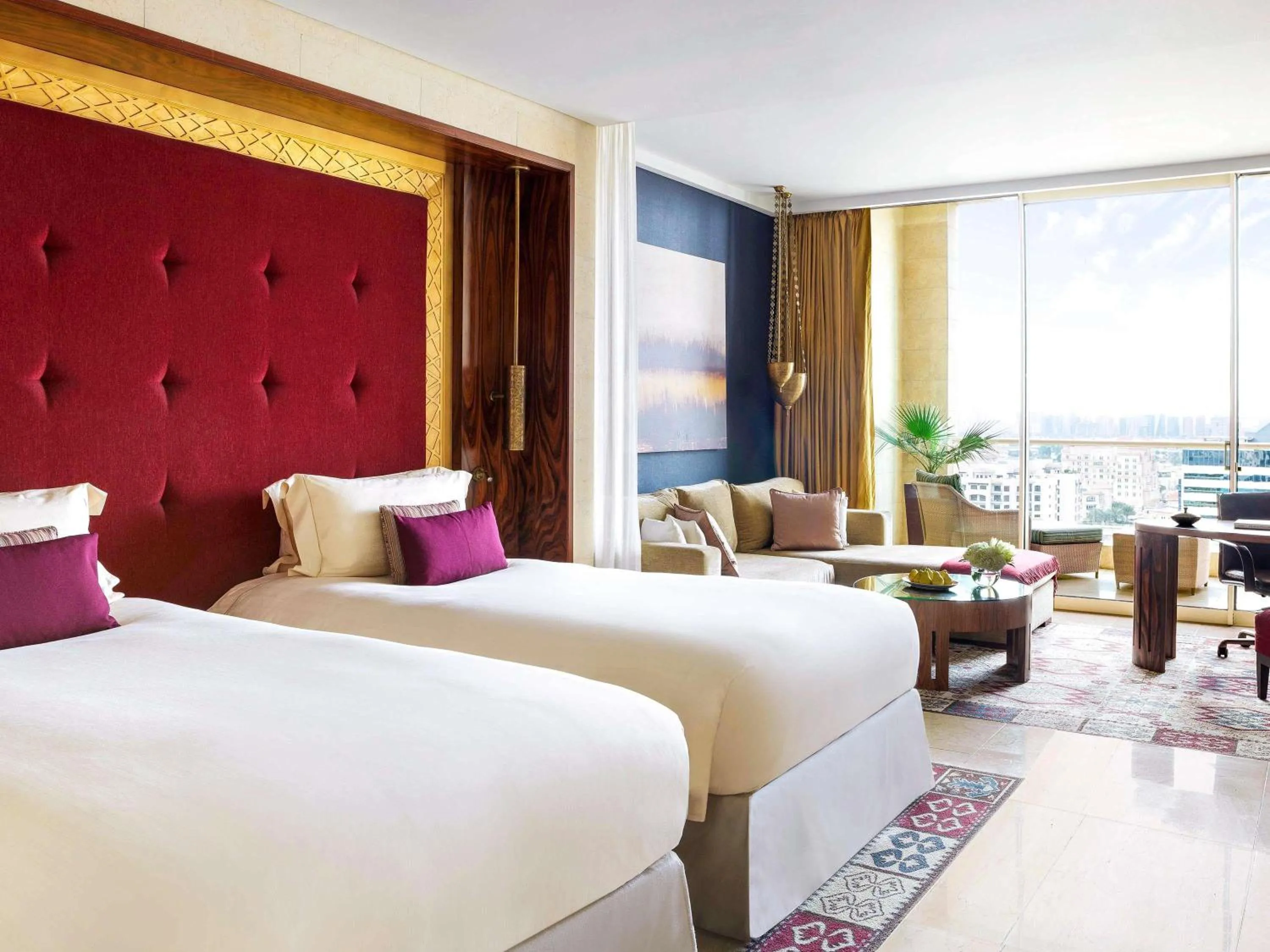 Bedroom, Bed in Raffles Dubai