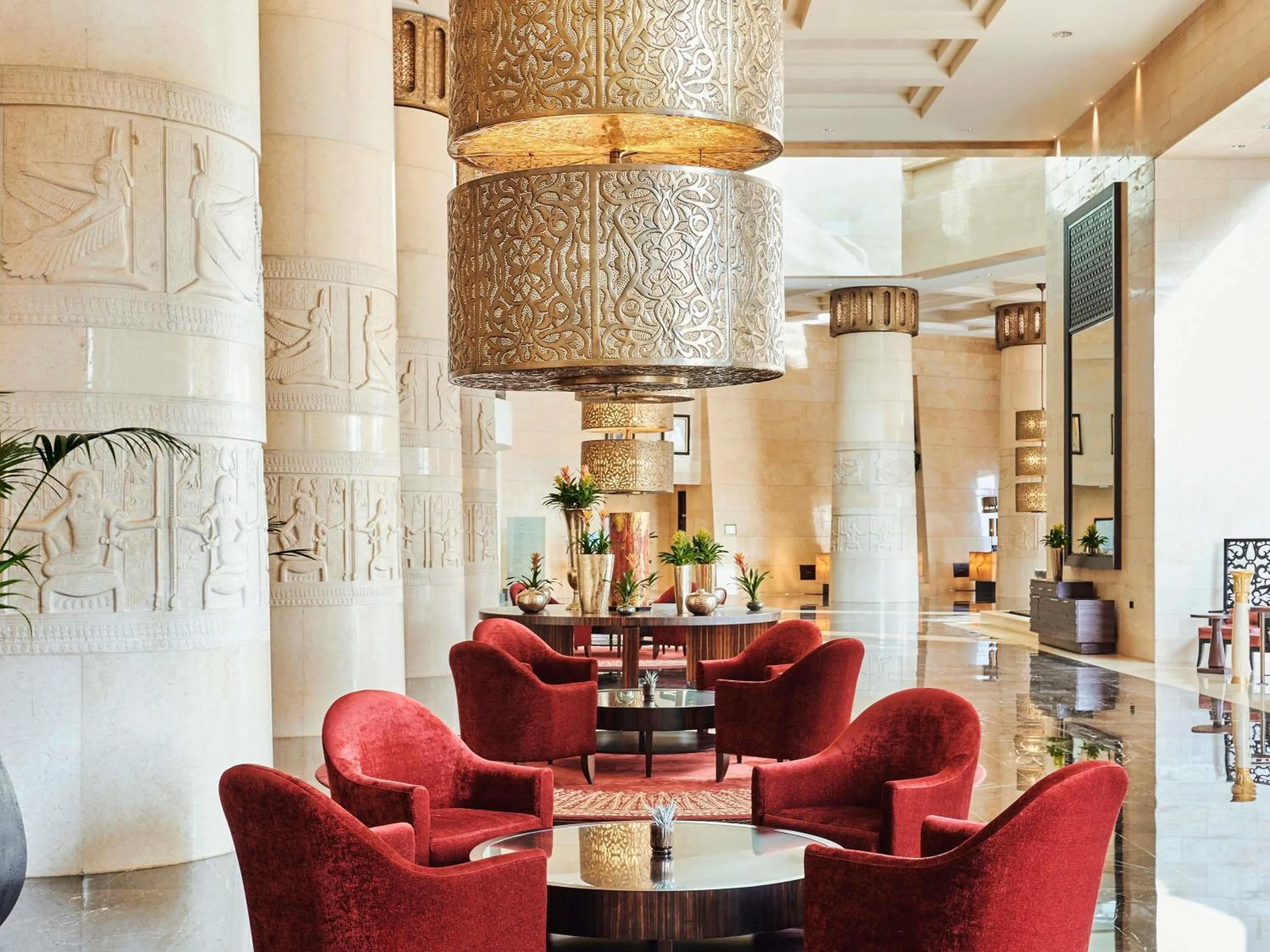 Restaurant/places to eat in Raffles Dubai