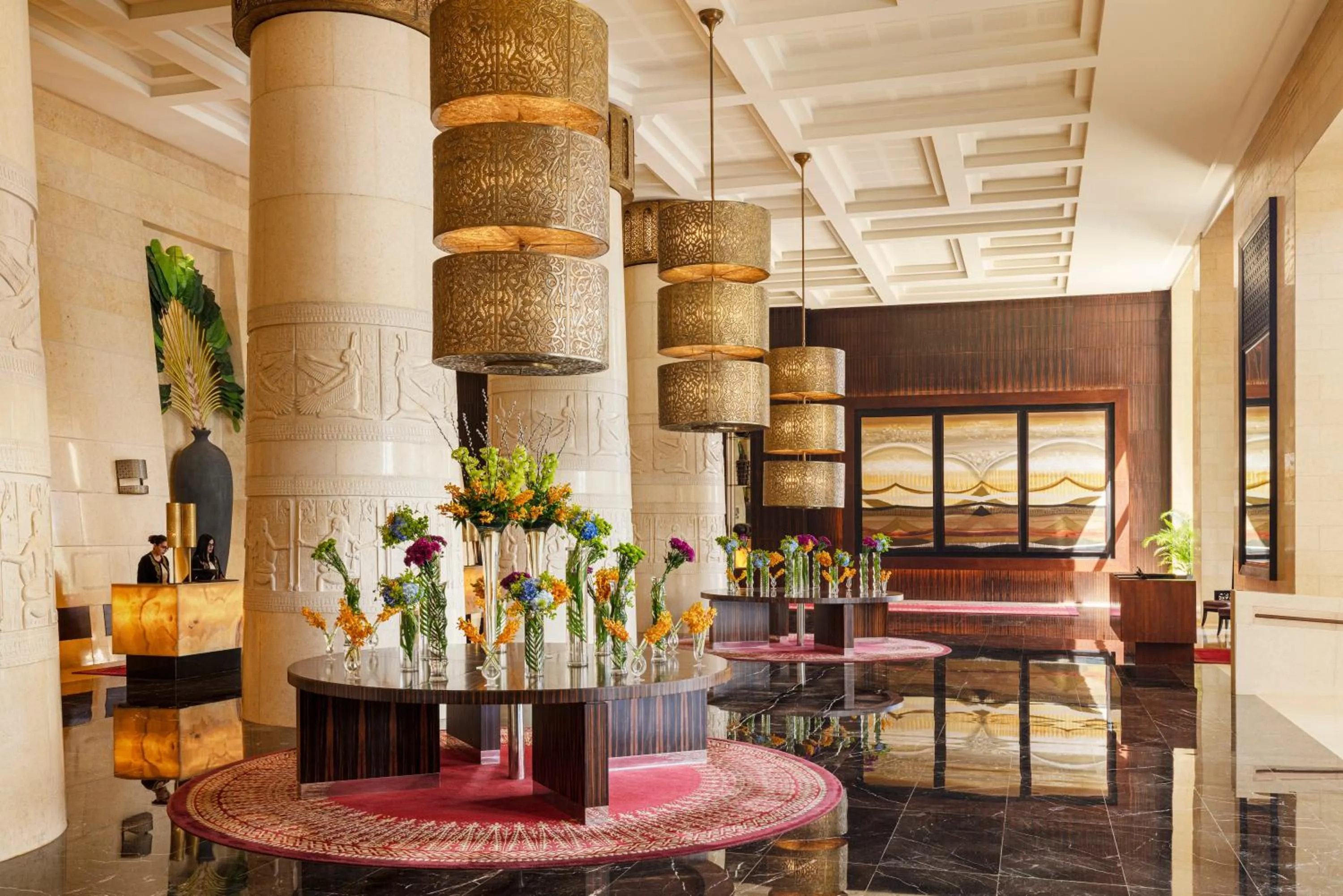 Lobby or reception in Raffles Dubai