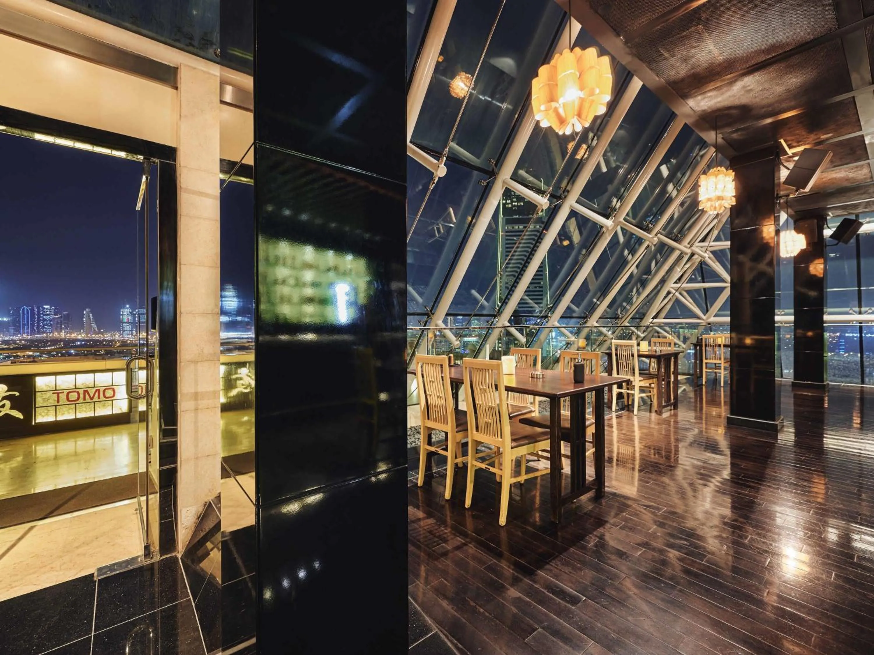 Restaurant/places to eat in Raffles Dubai