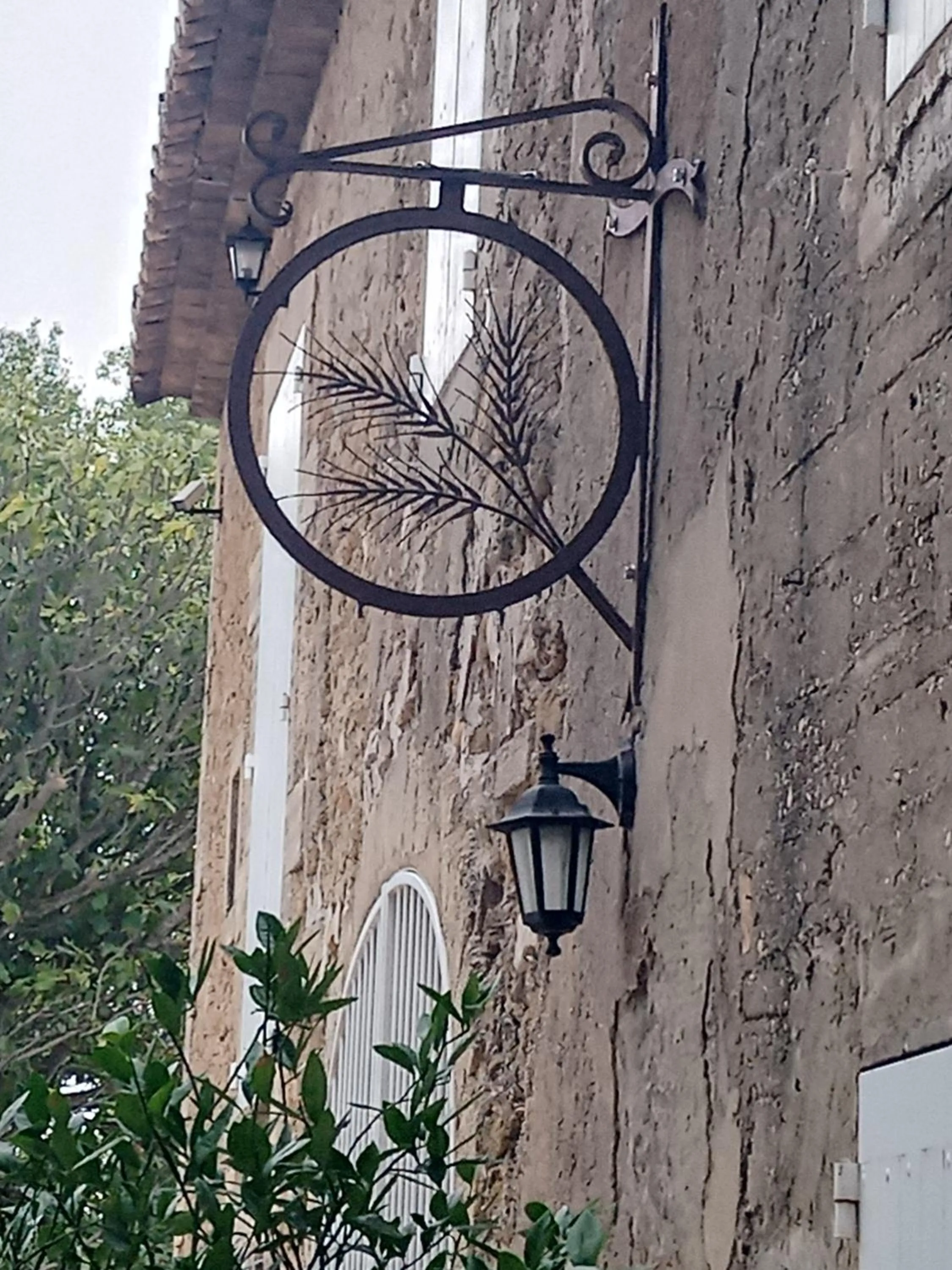 Property building in LE MAS DES FLANERAIES