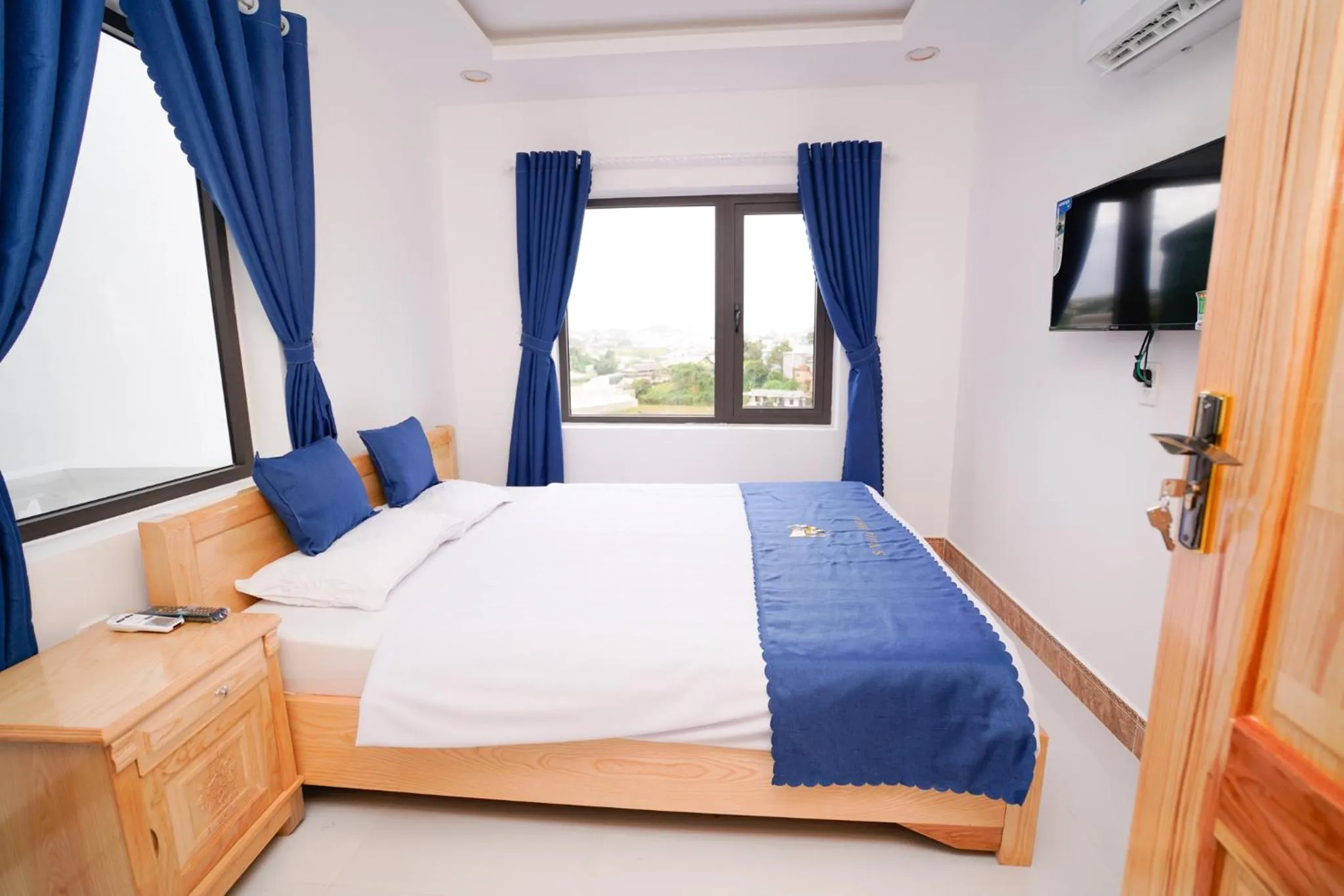 Bed in S Villa Hotel