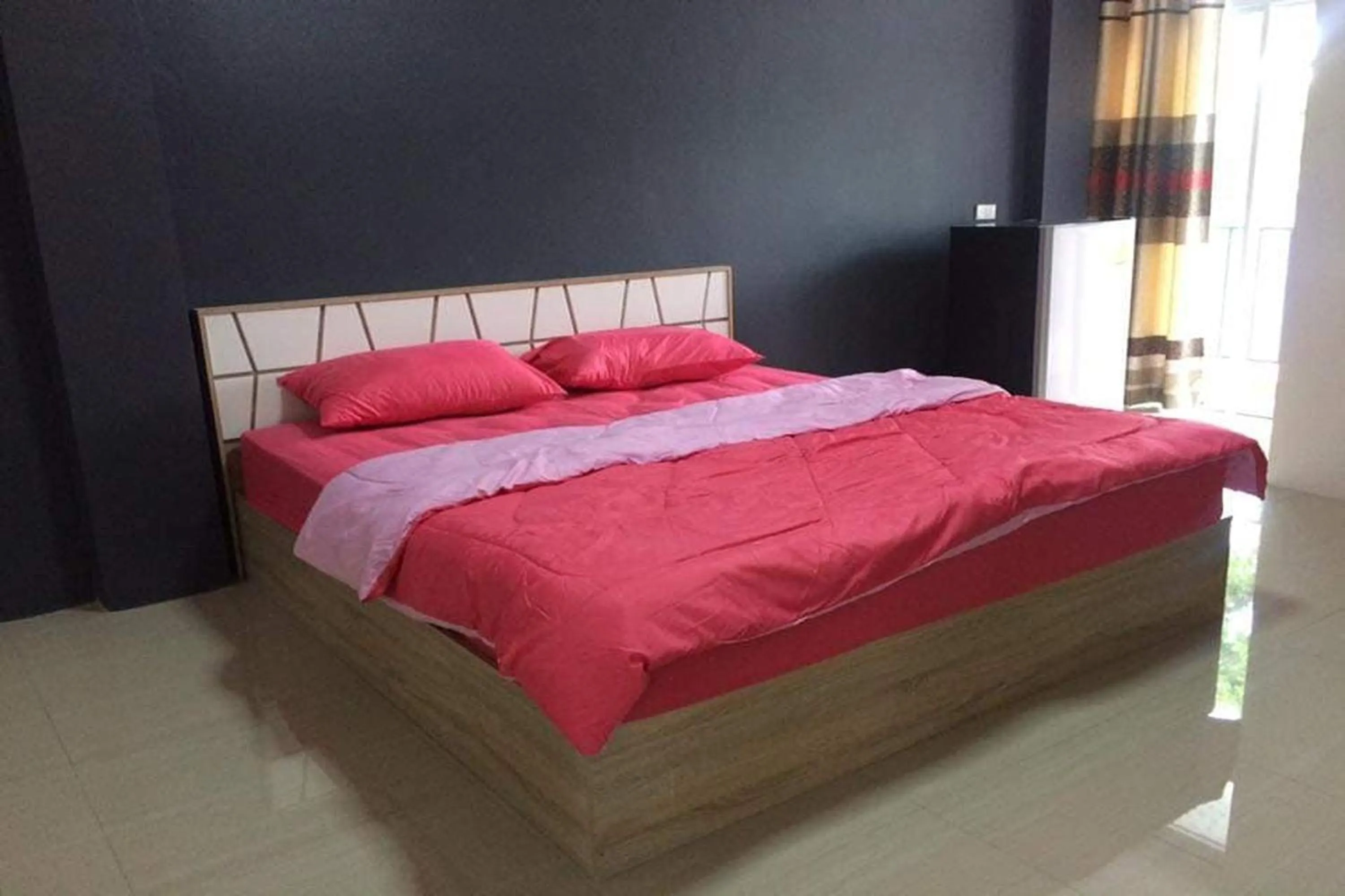 Bed in The Hope Apartment