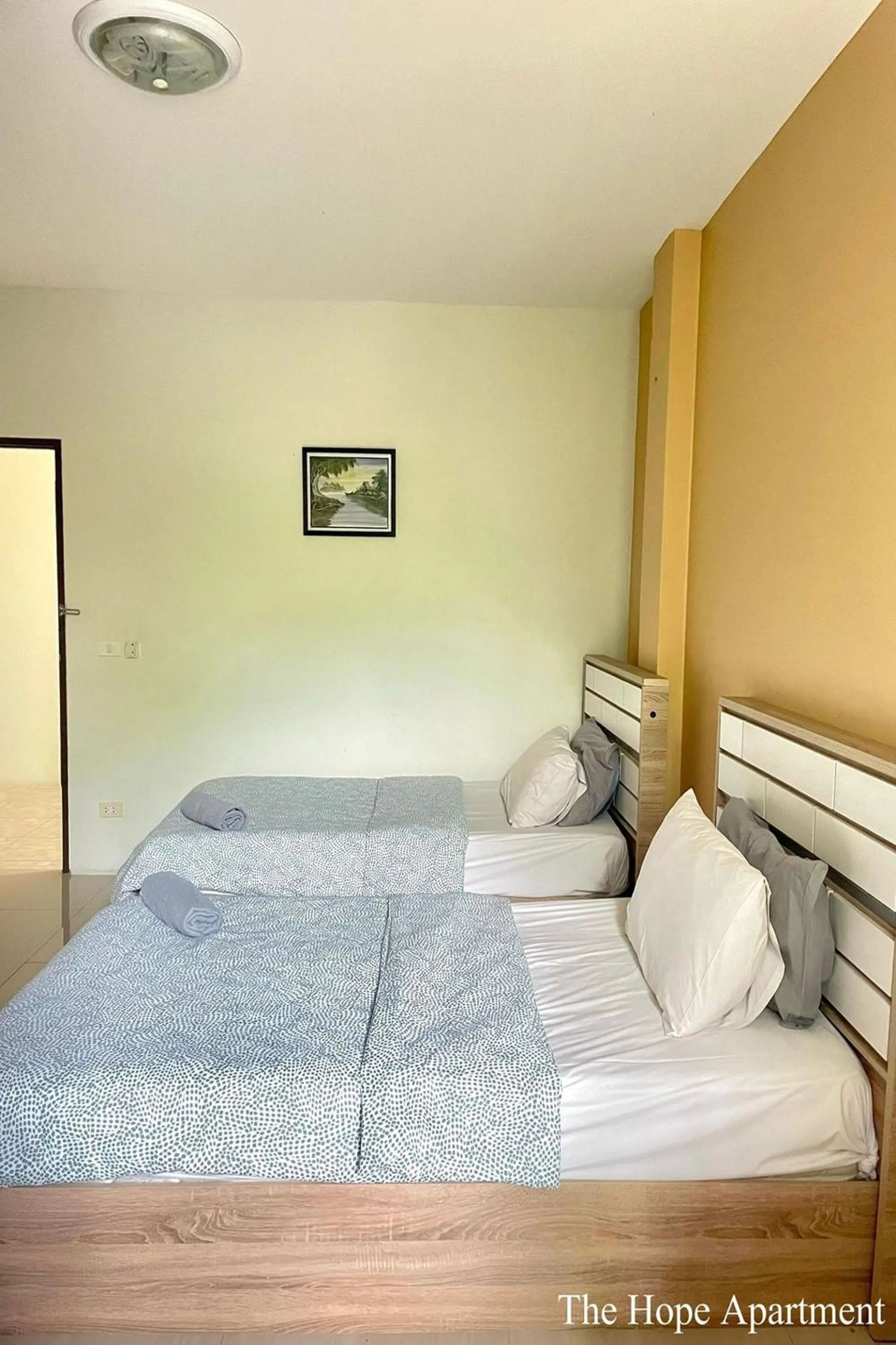 Photo of the whole room in The Hope Apartment