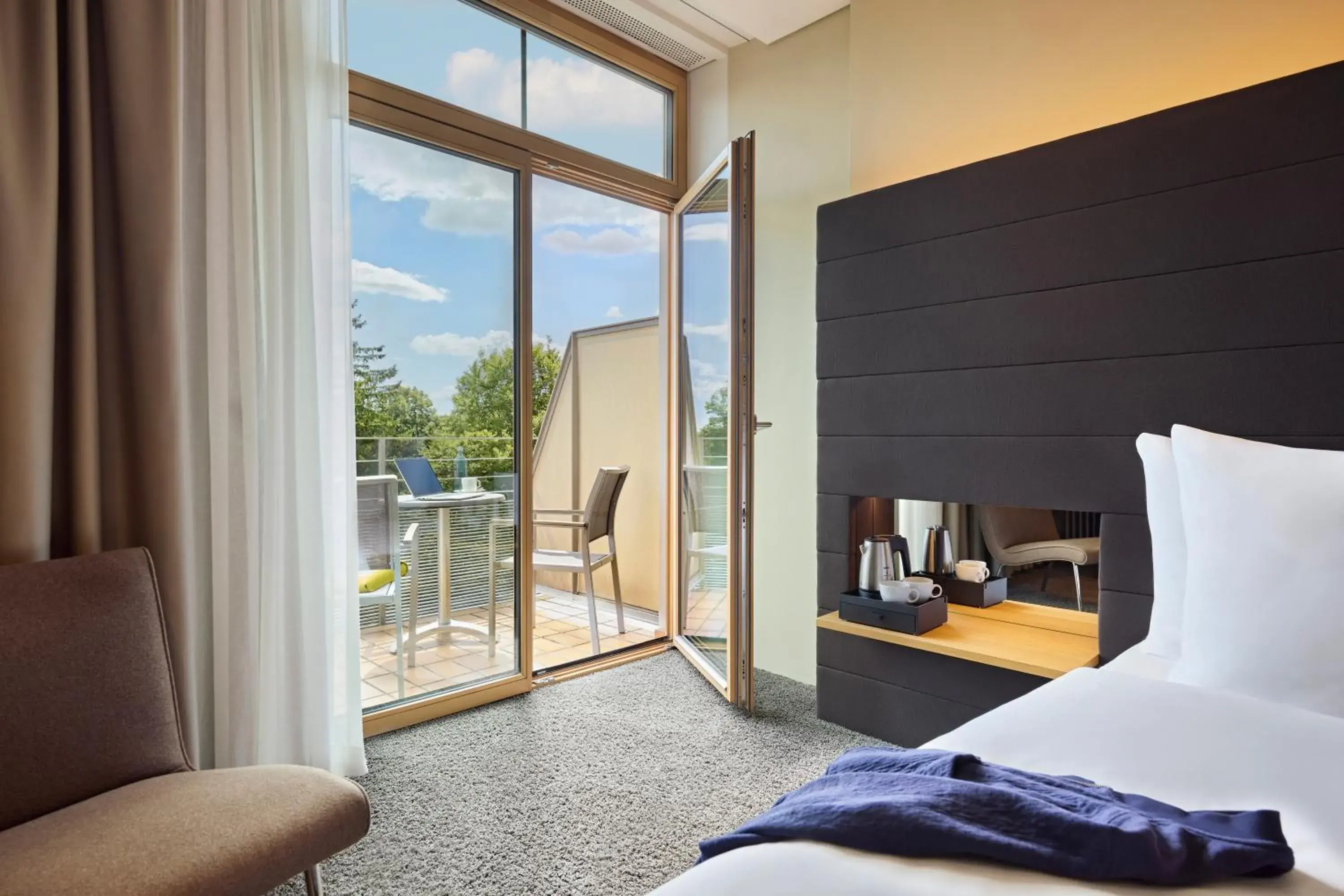 Standard Queen Room - single occupancy in Dorint Parkhotel Jordanbad Standard Queen Room - single occupancy in Dorint Parkhotel Jordanbad