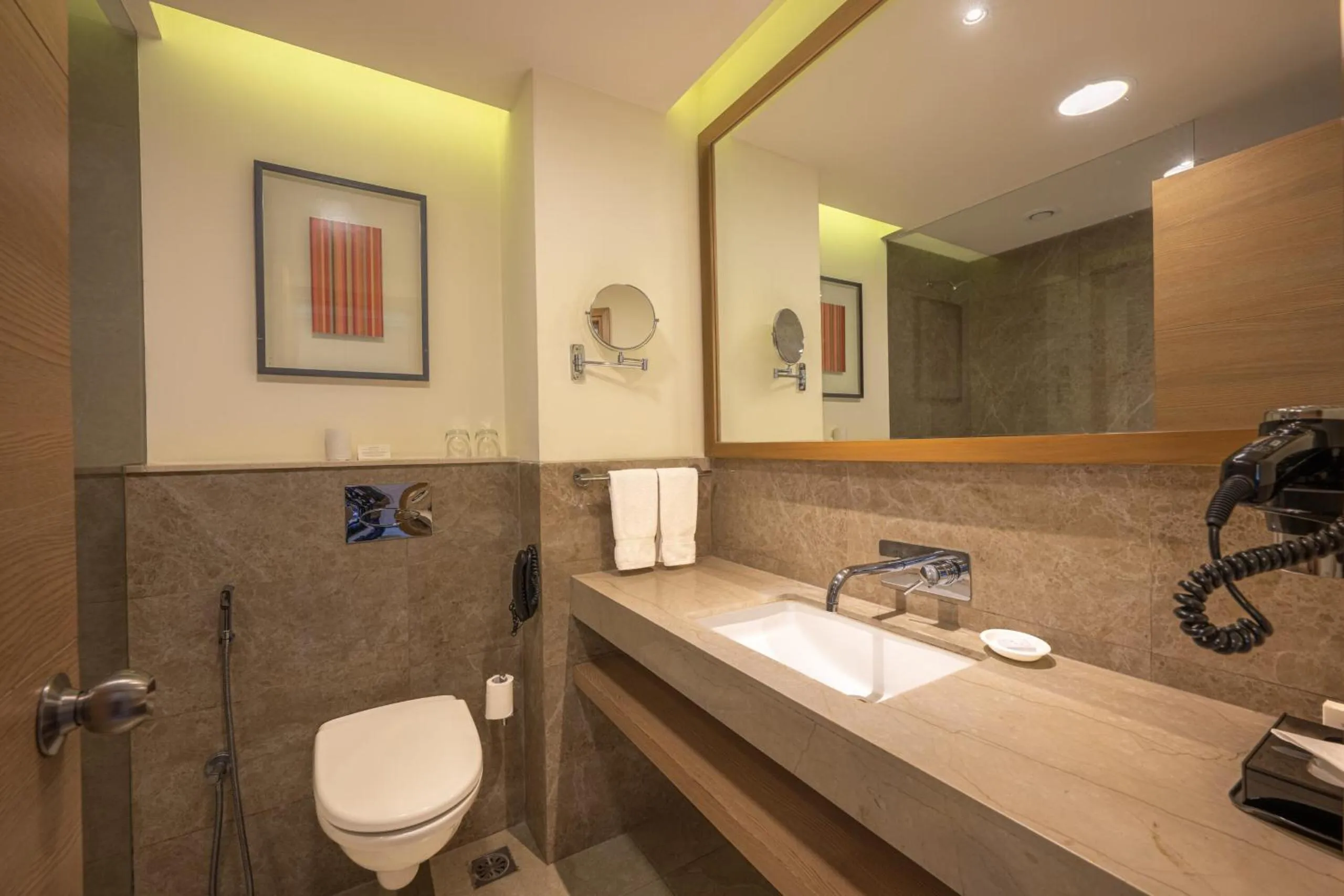 Toilet in The Zion Hotel