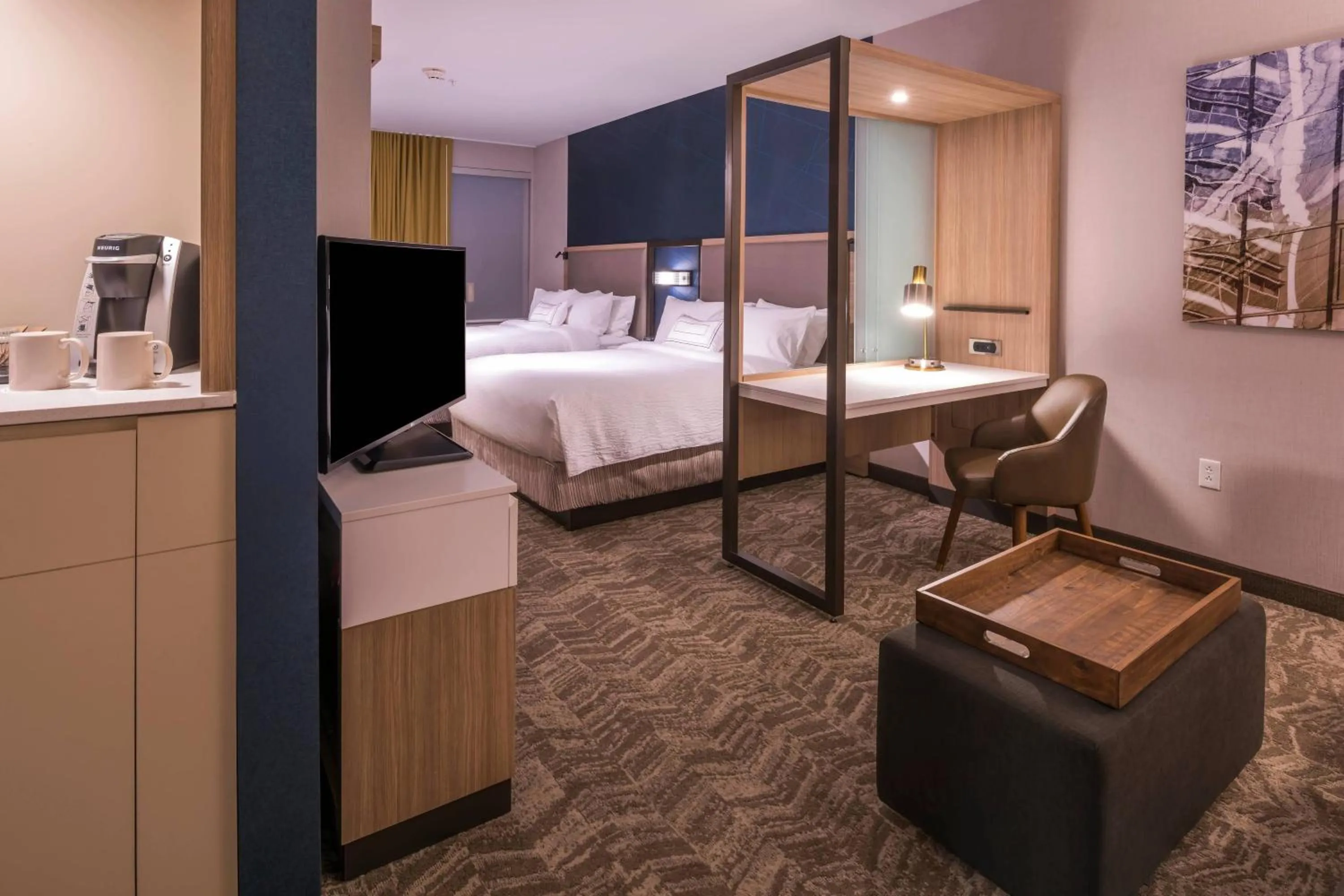 Bedroom, Bed in SpringHill Suites By Marriott Wrentham Plainville