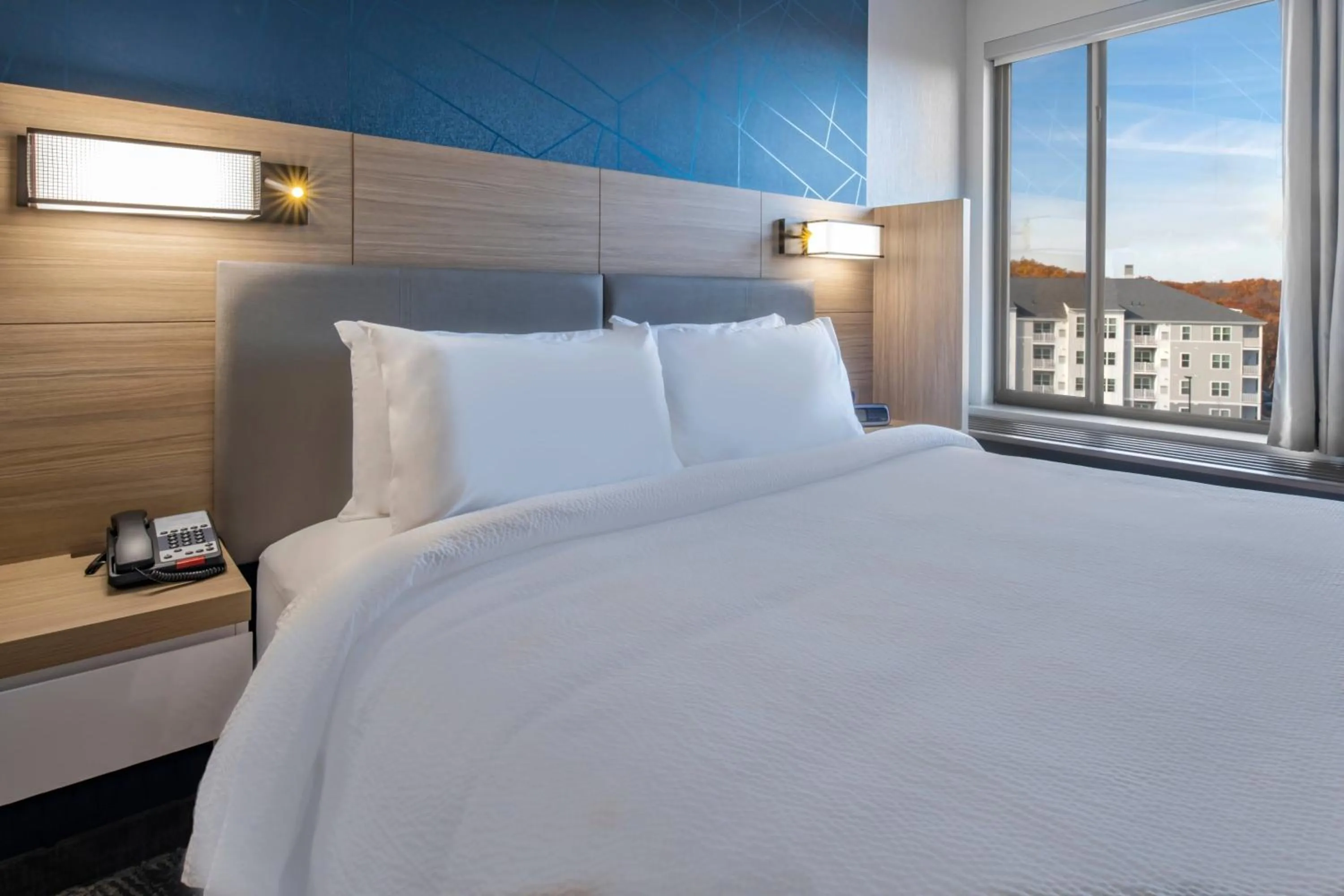 Bedroom, Bed in SpringHill Suites By Marriott Wrentham Plainville