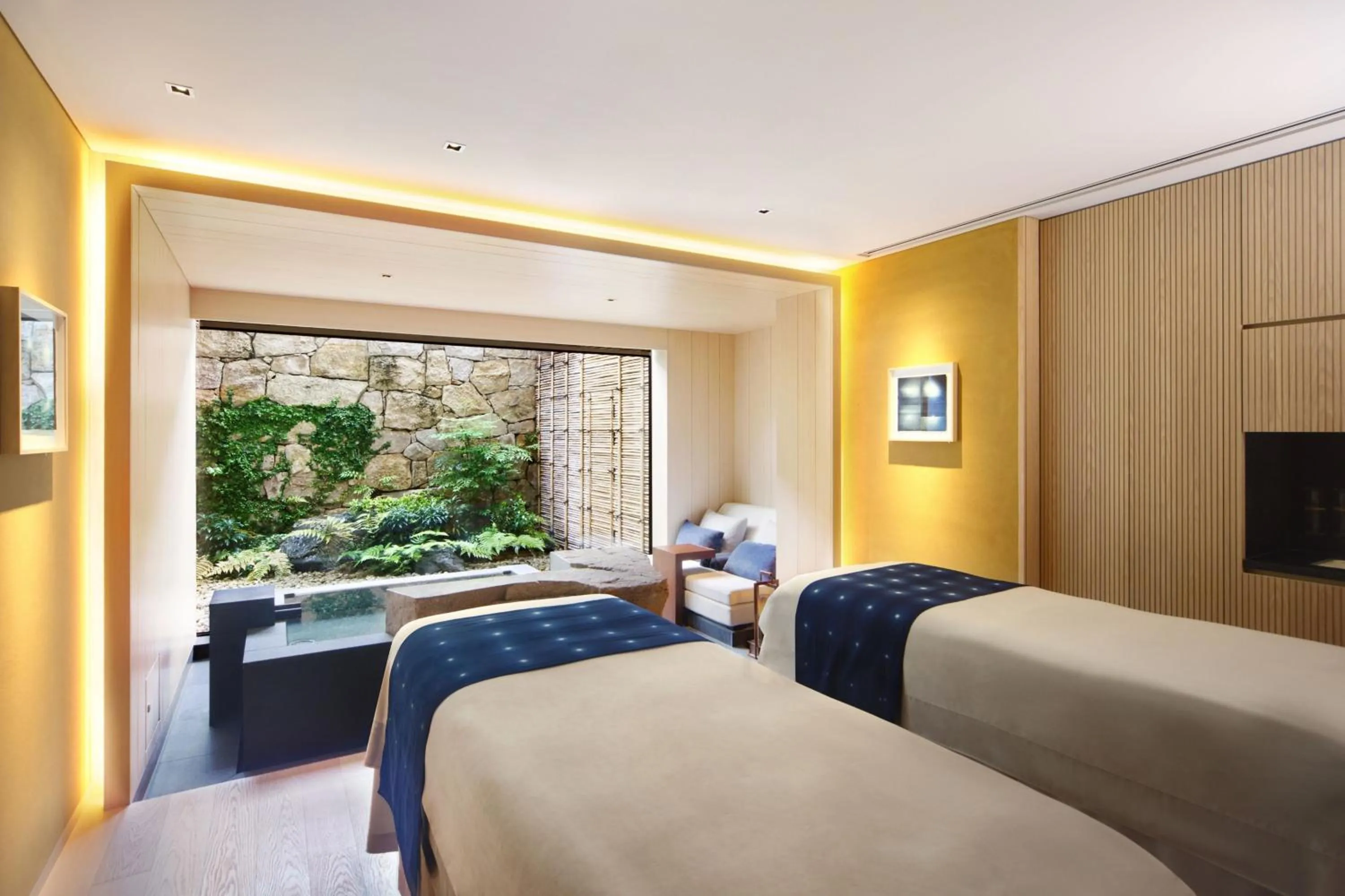 Spa and wellness centre/facilities, Bed in HOTEL THE MITSUI KYOTO, a Luxury Collection Hotel & Spa