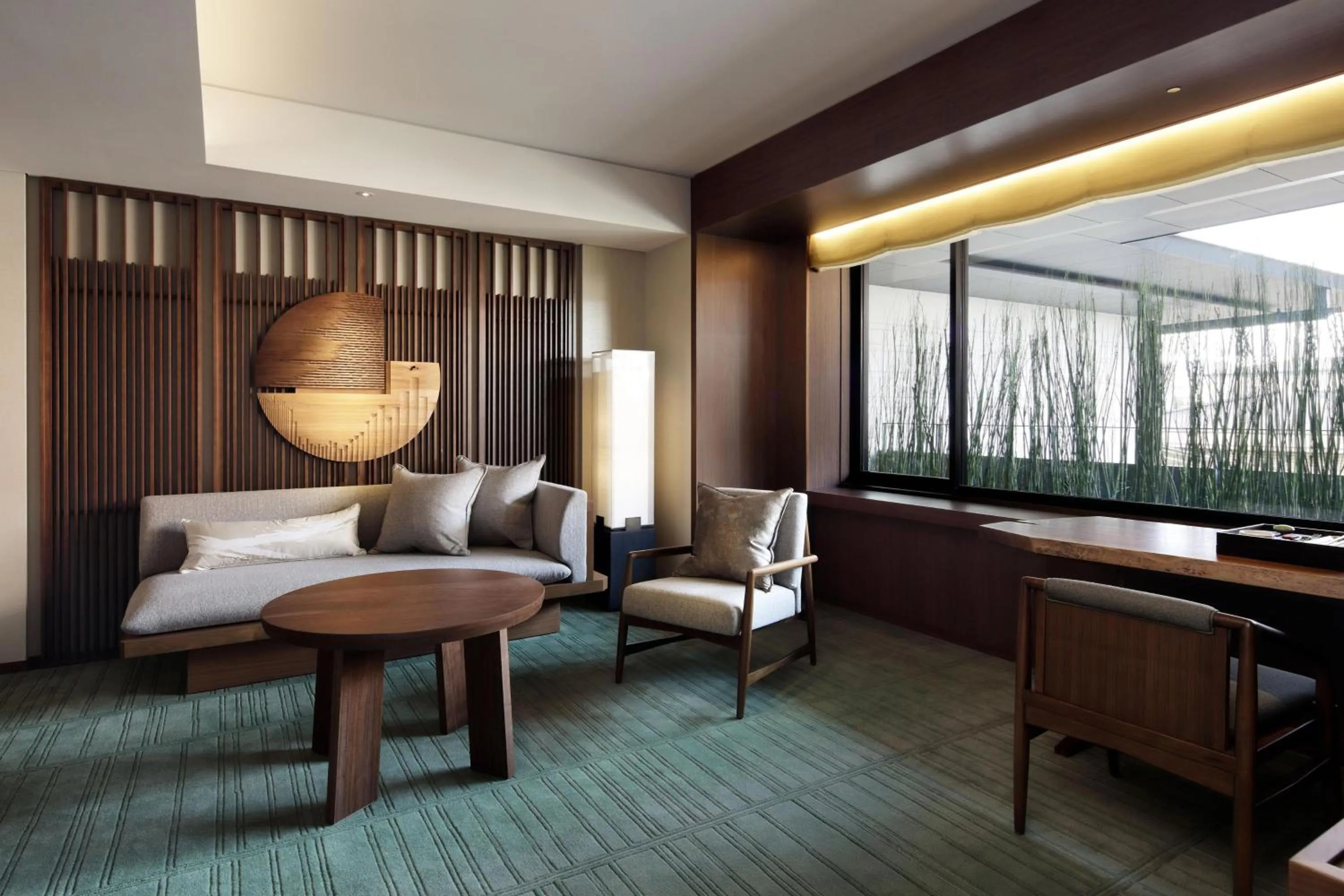 Living room, Bed in HOTEL THE MITSUI KYOTO, a Luxury Collection Hotel & Spa