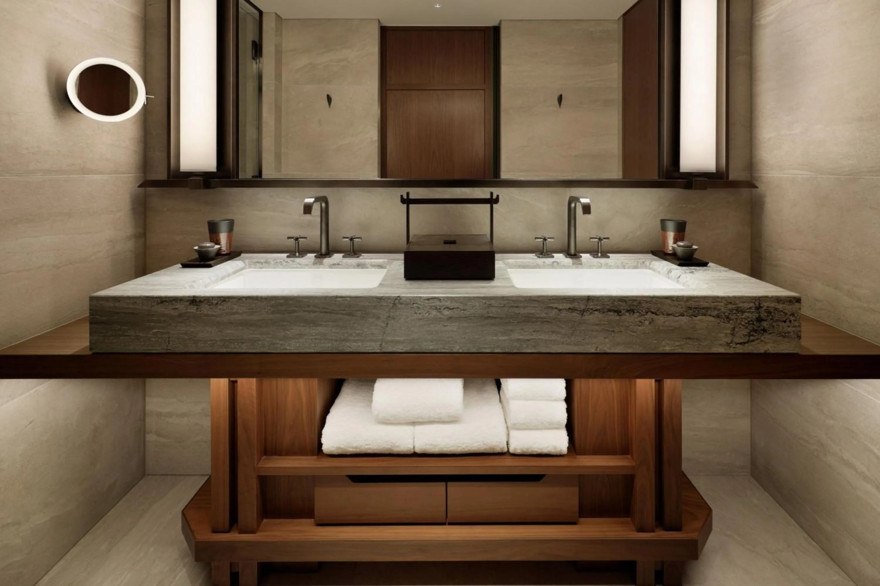 Bathroom in HOTEL THE MITSUI KYOTO, a Luxury Collection Hotel & Spa