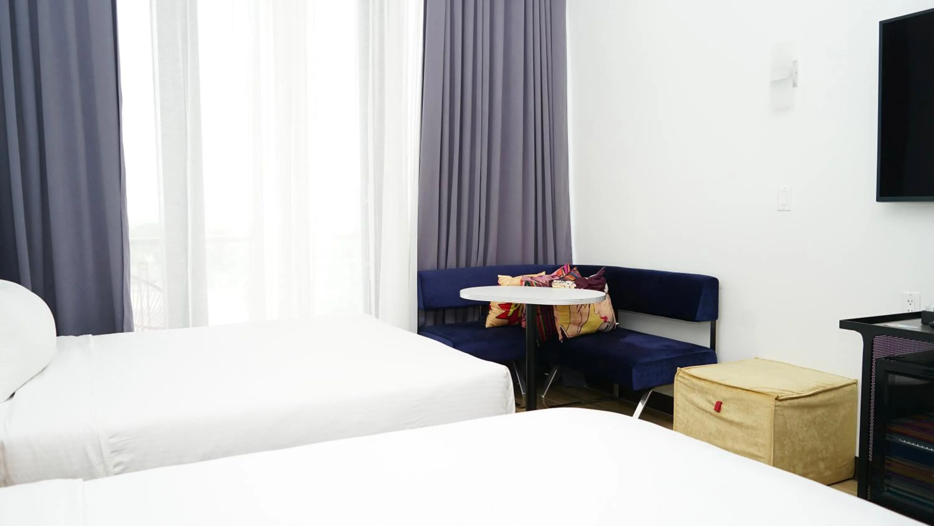 TV and multimedia, Bed in Aloft Ponce Hotel & Casino