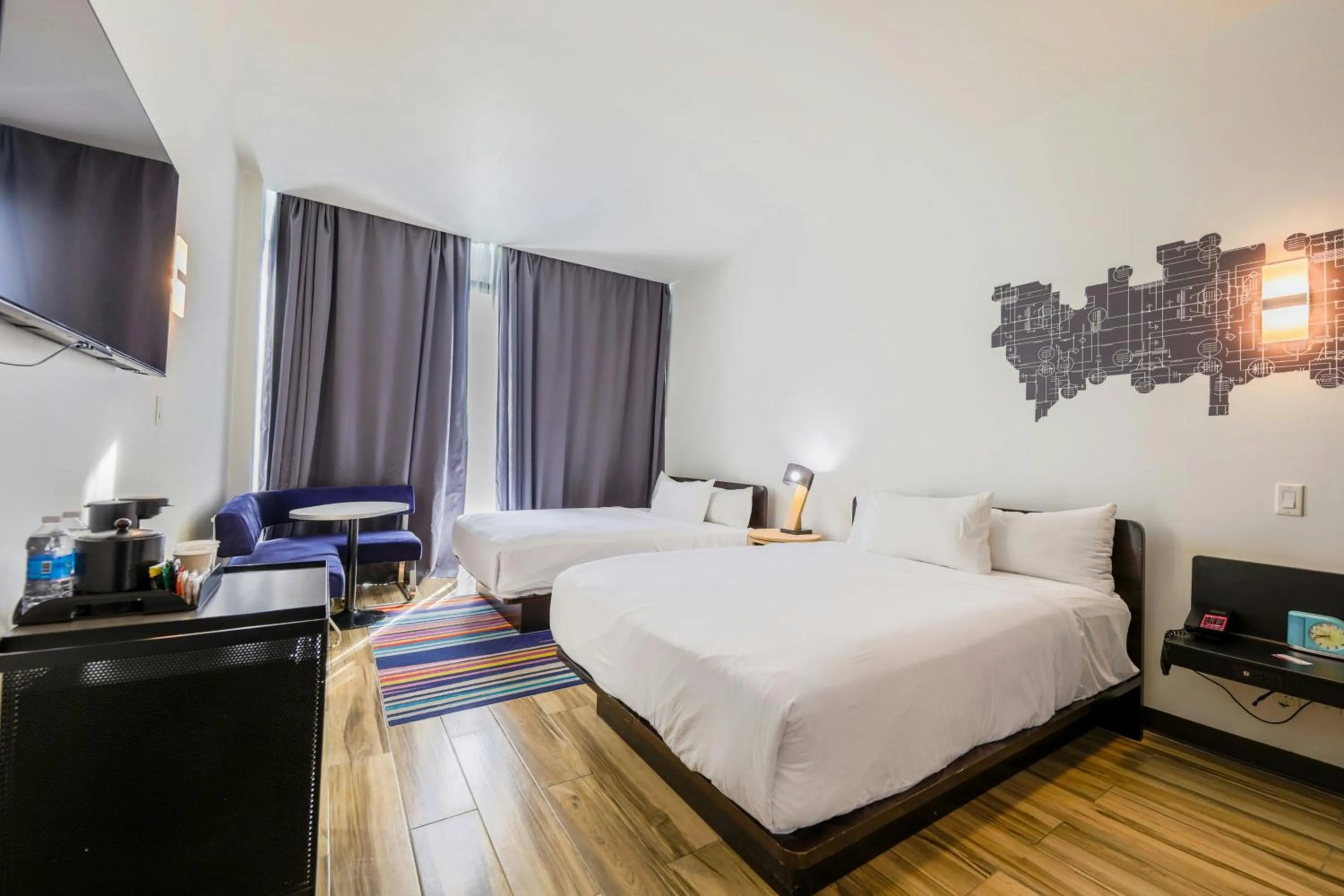 Photo of the whole room, Bed in Aloft Ponce Hotel & Casino