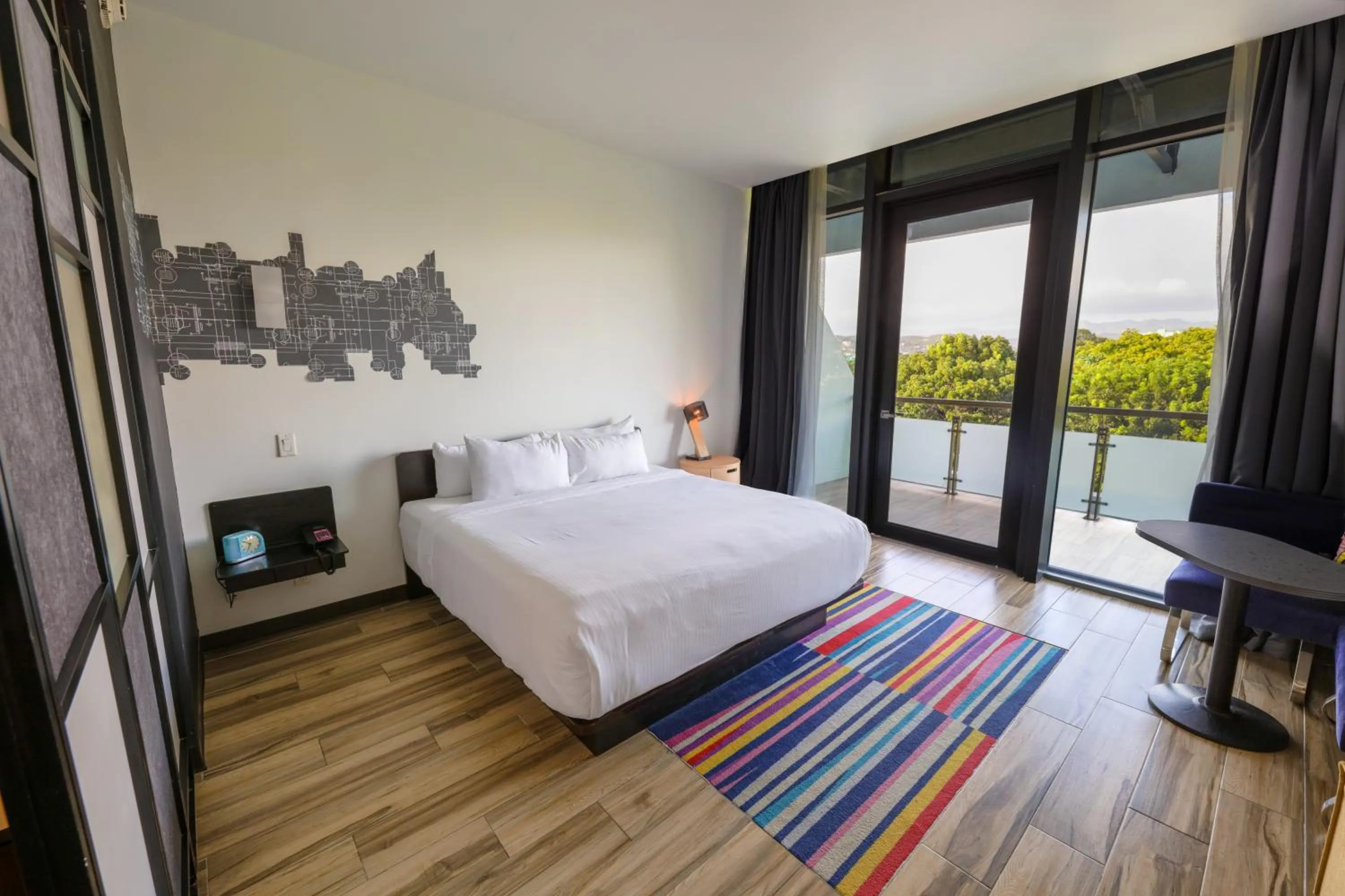 Bed in Aloft Ponce Hotel & Casino