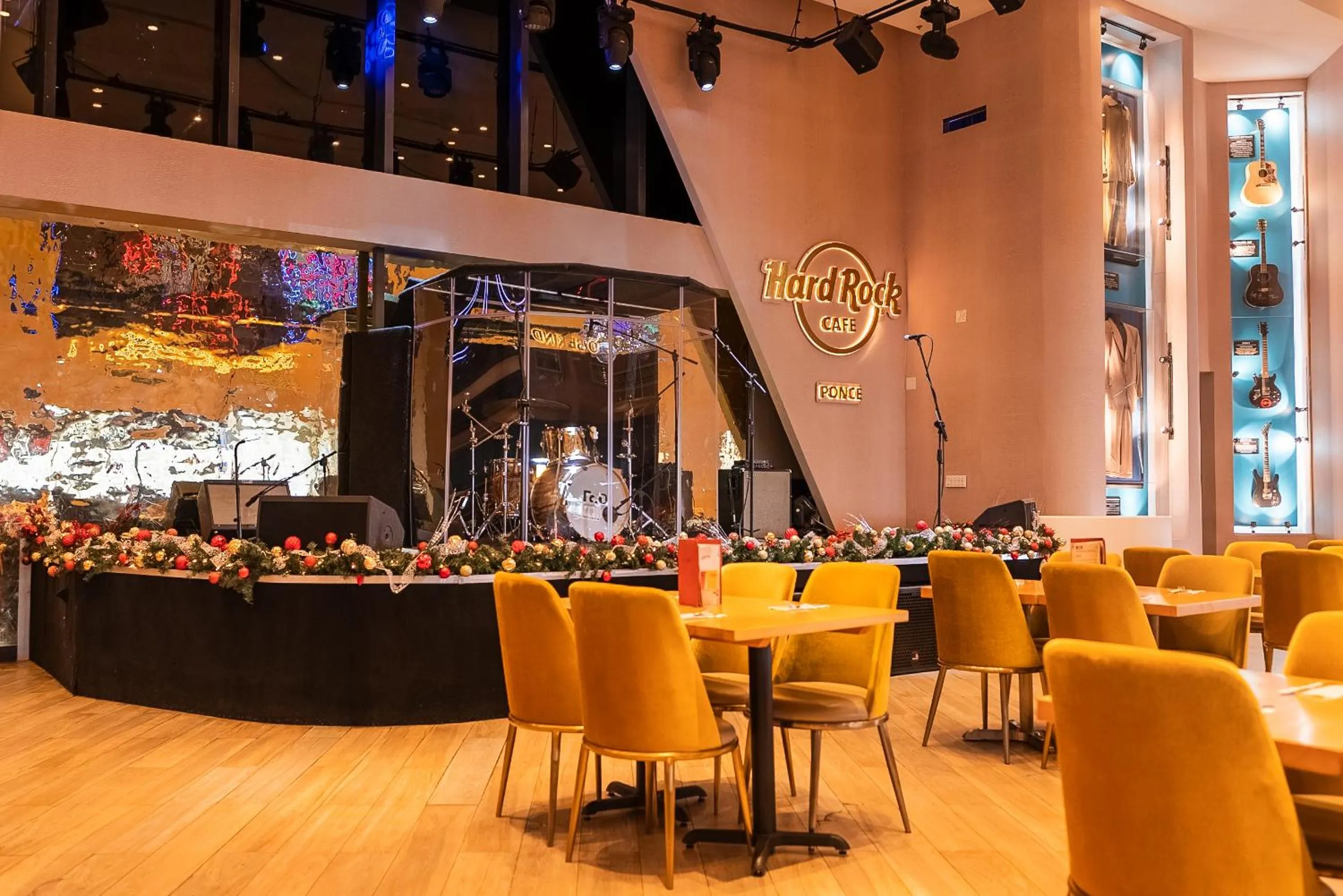 Restaurant/places to eat in Aloft Ponce Hotel & Casino