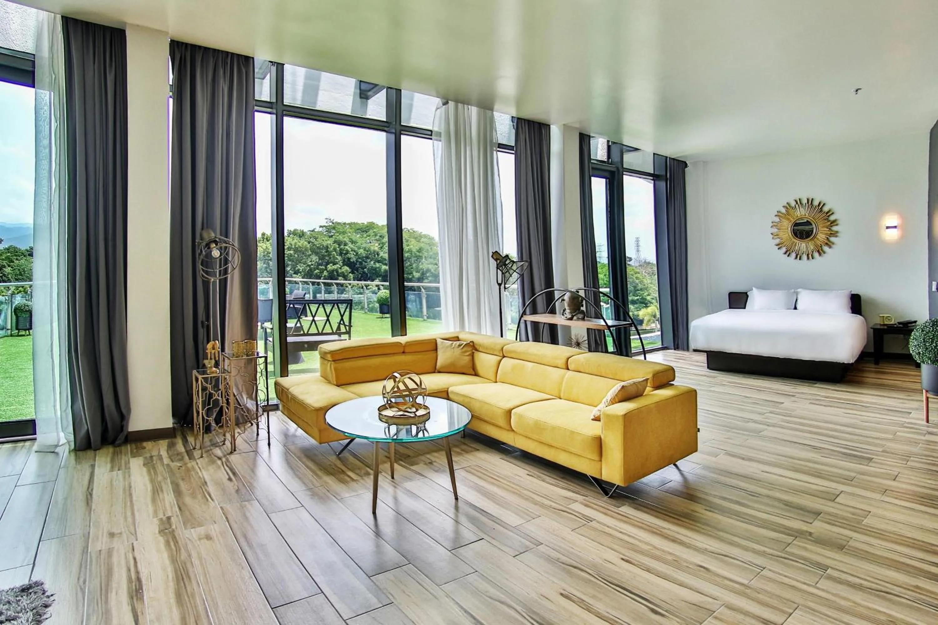 Photo of the whole room, Bed in Aloft Ponce Hotel & Casino