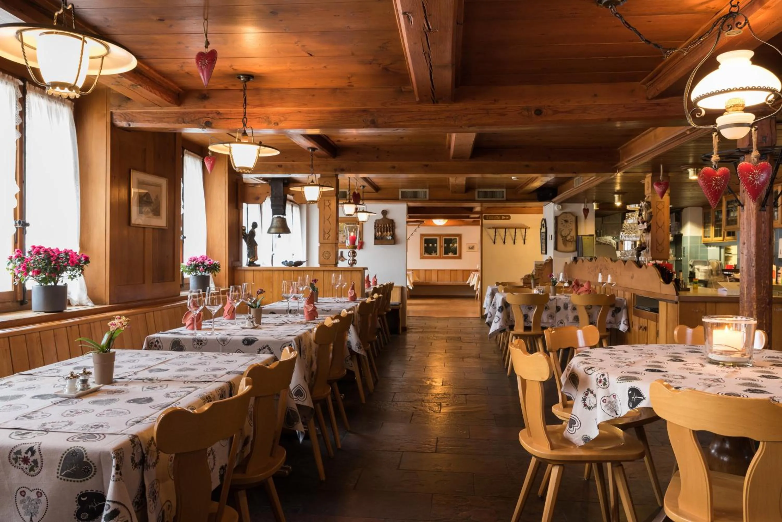 Restaurant/places to eat in Hotel Restaurant Hirschen