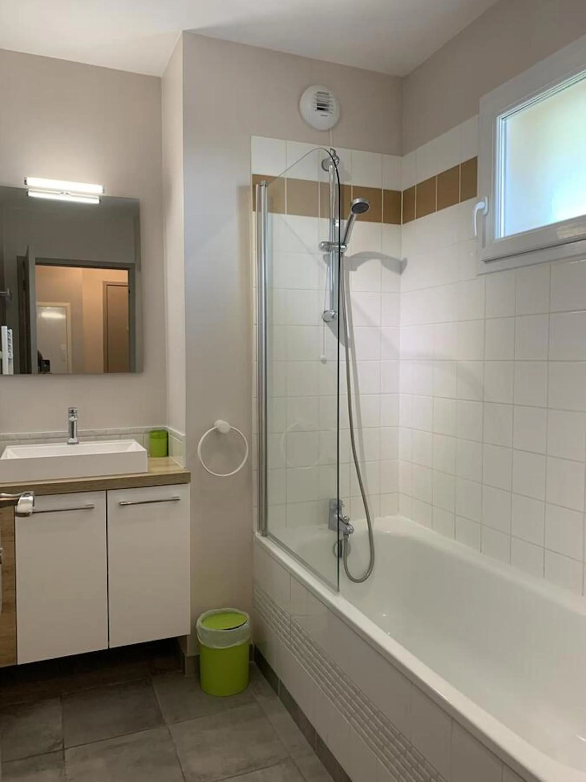 Bedroom, Bathroom in La Liniere