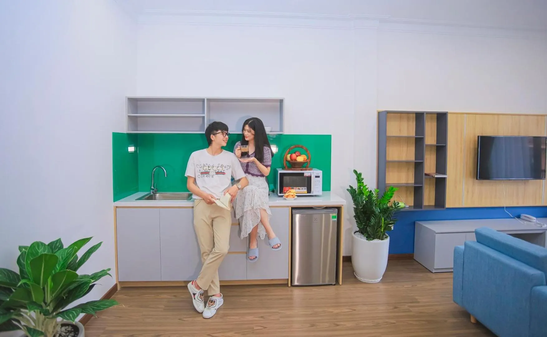 Area and facilities in The Lush House