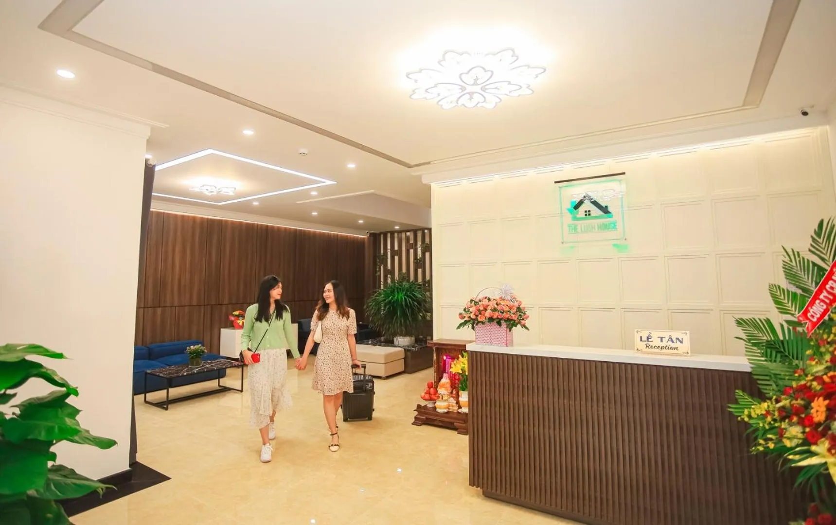 Communal lounge/ TV room in The Lush House