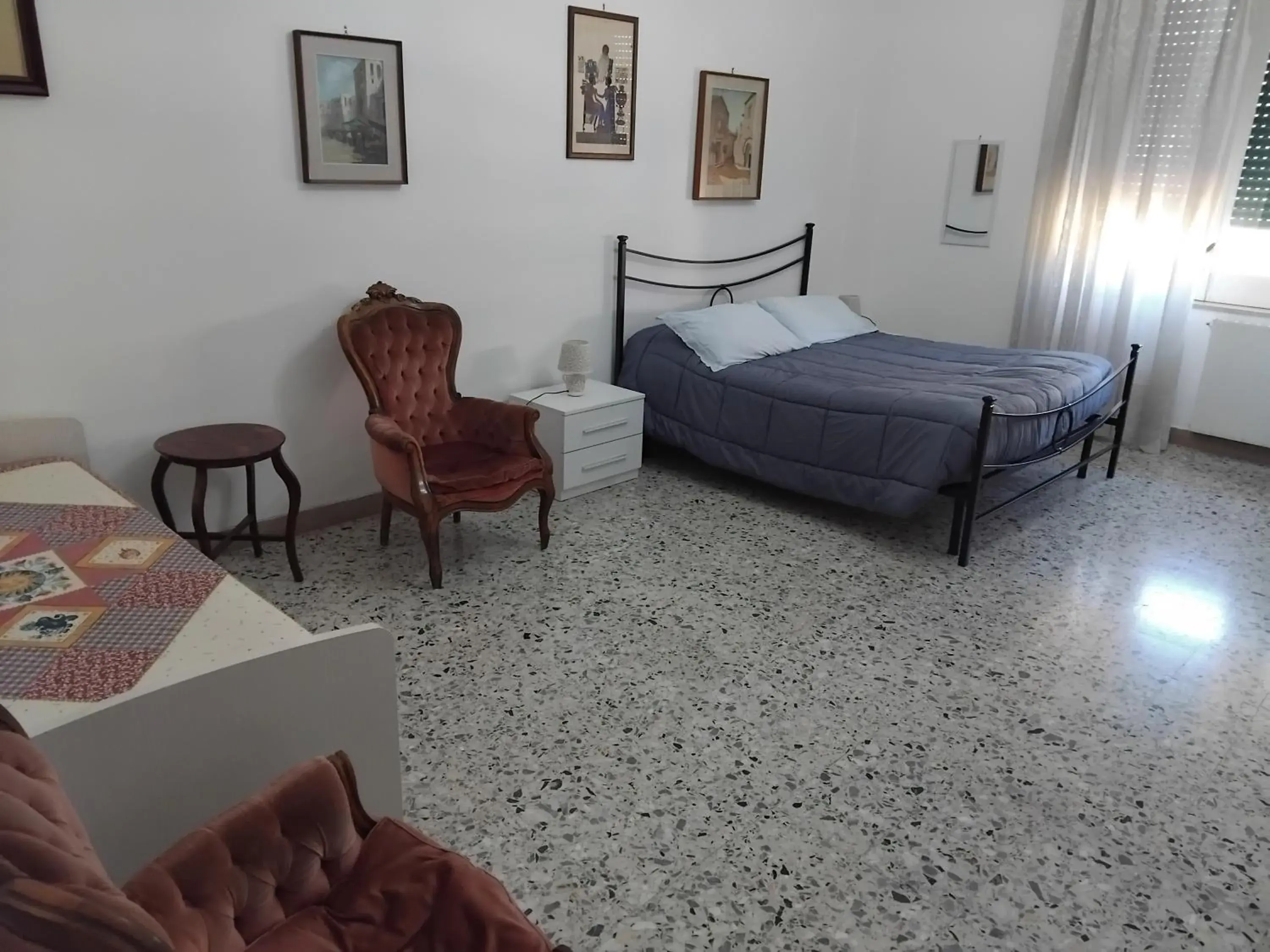 Large Double Room in A casa di Adele Large Double Room in A casa di Adele