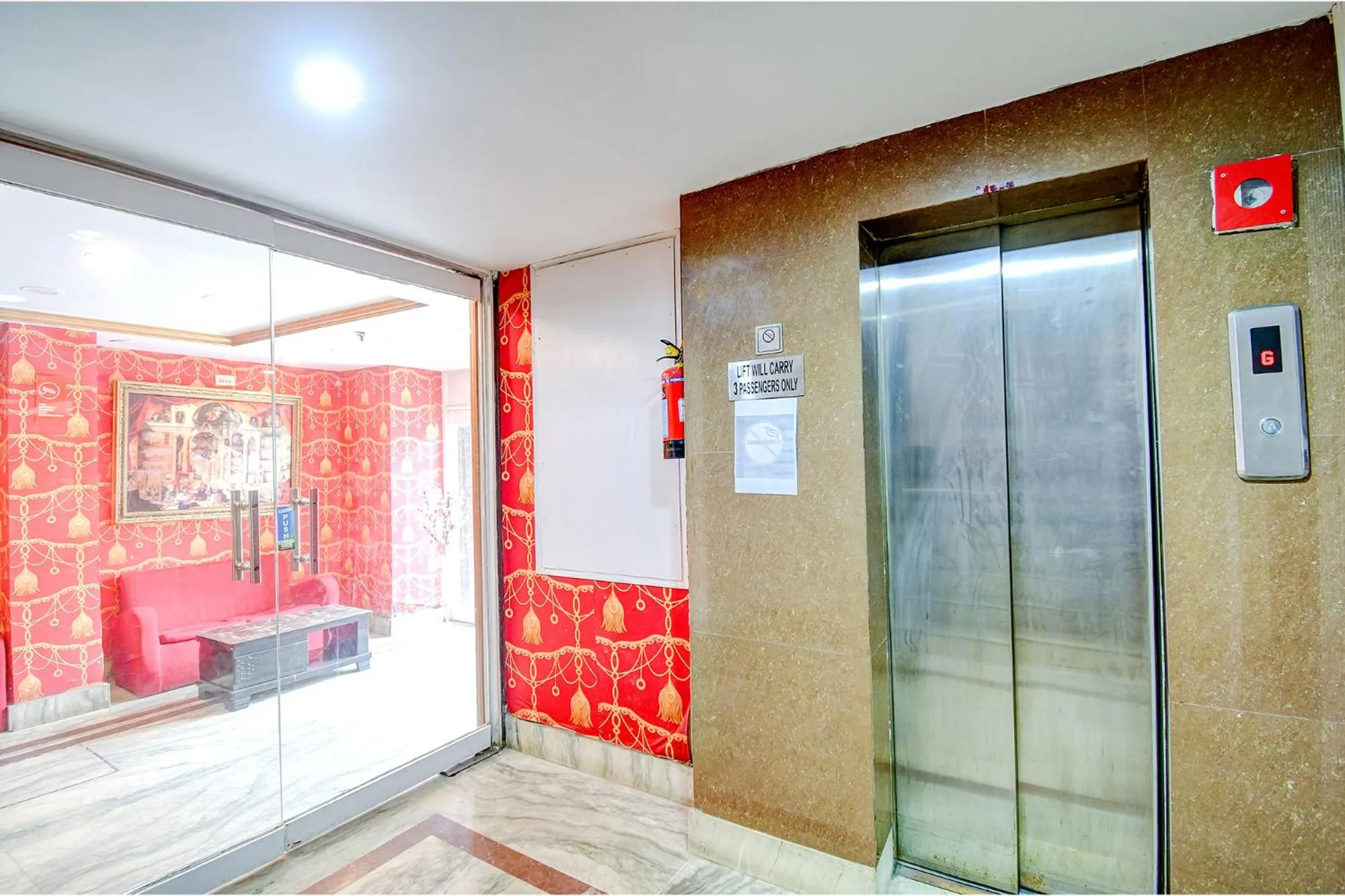 elevator in FabHotel Raj Darbar
