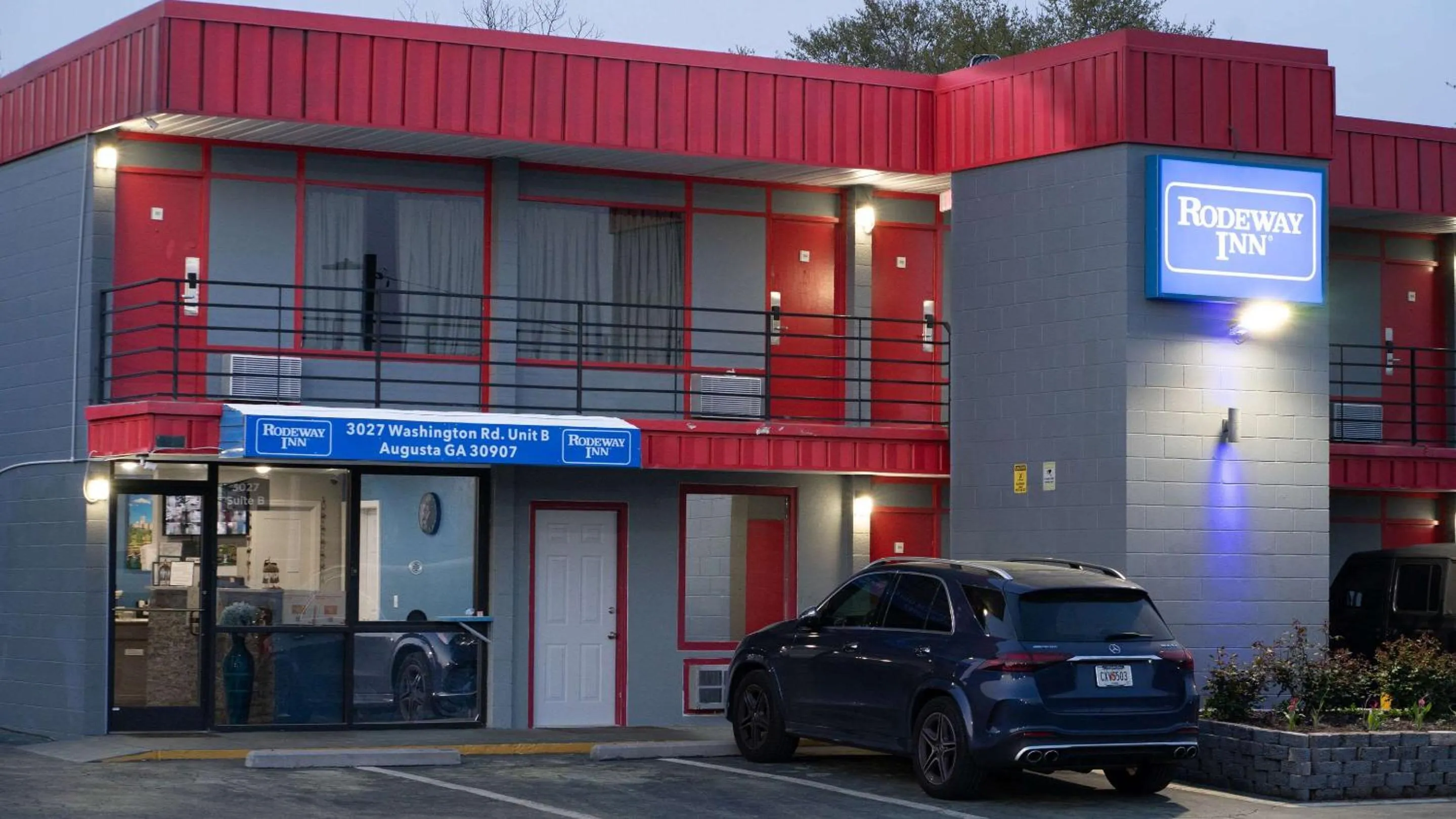 Property building in Rodeway Inn Augusta North Washington Road