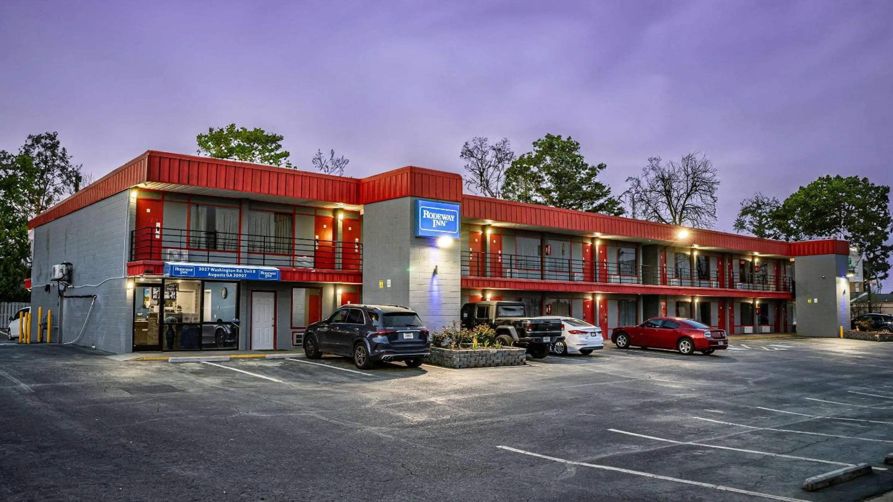 Property building in Rodeway Inn Augusta North Washington Road