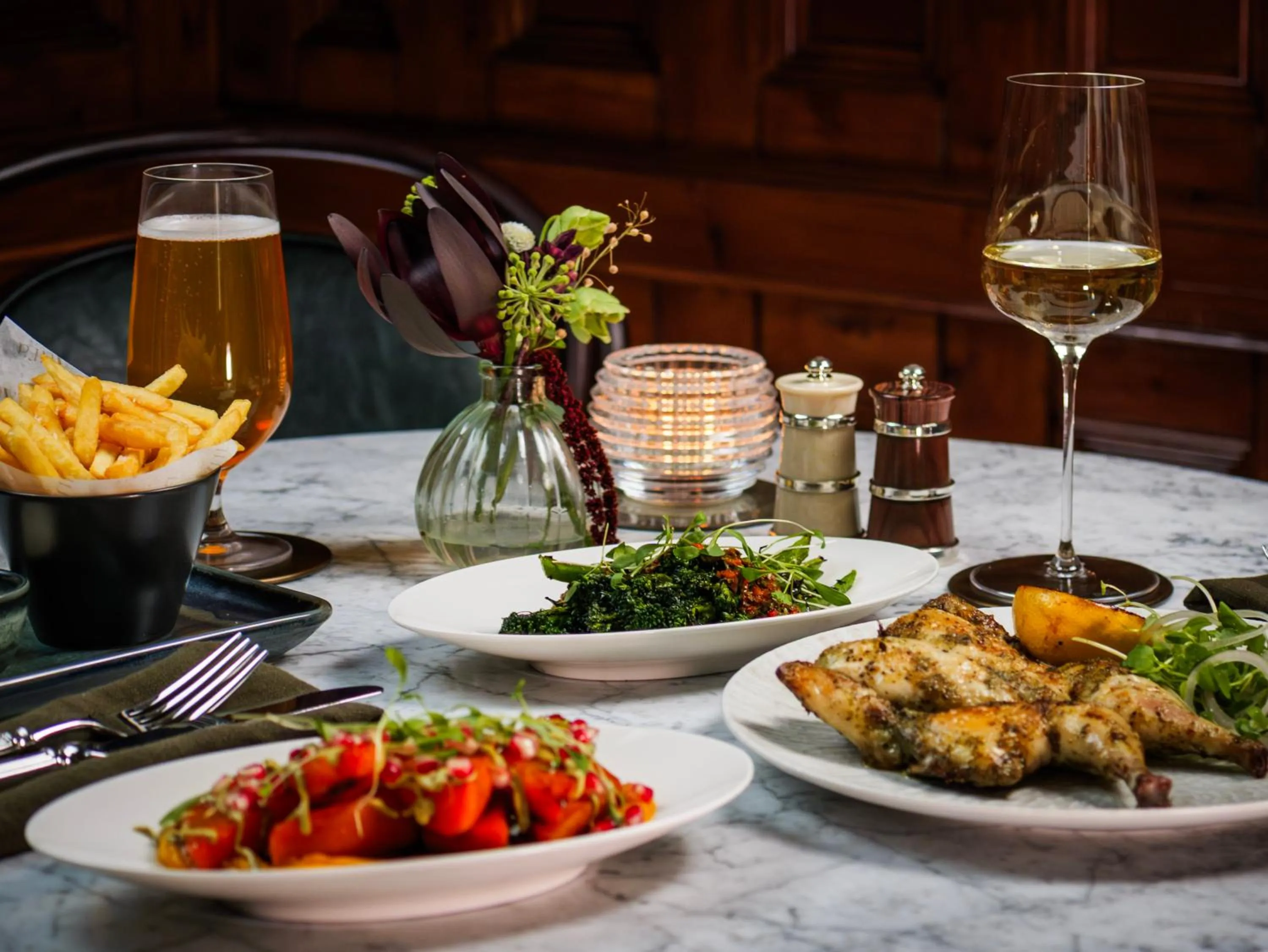 Restaurant/places to eat in The Coal Exchange Hotel