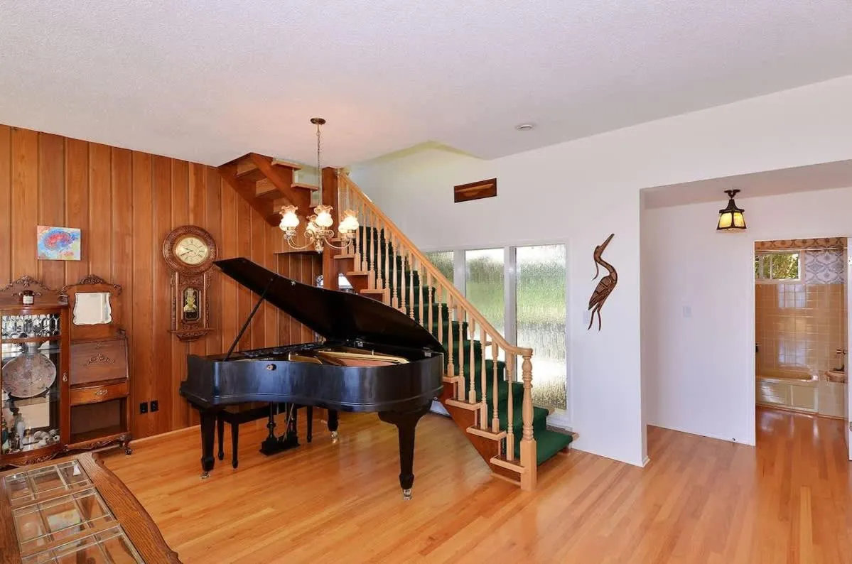 Pacific Coast Beach House by EMR Vacation Rentals