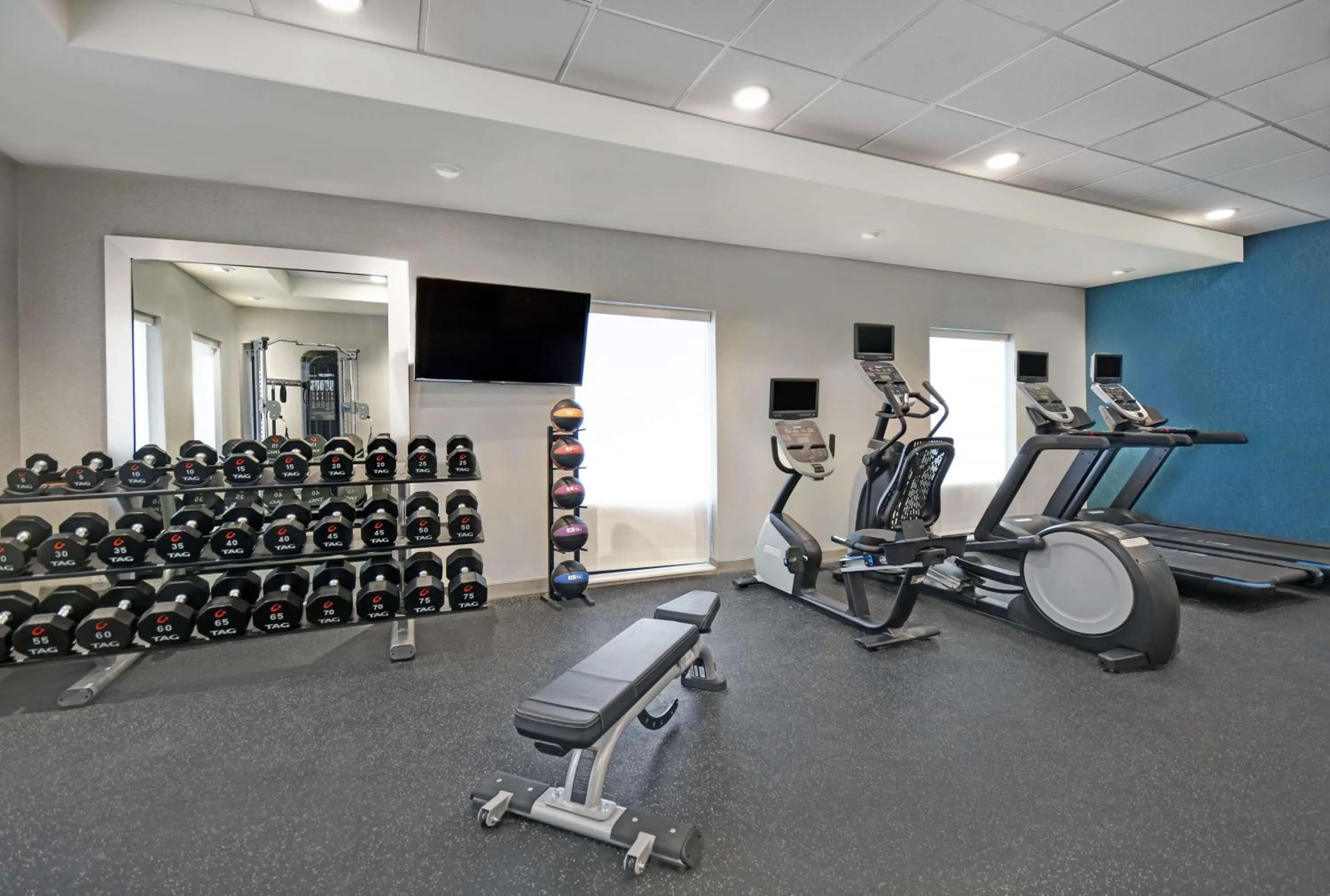 Fitness centre/facilities in Home2 Suites By Hilton Springdale Cincinnati