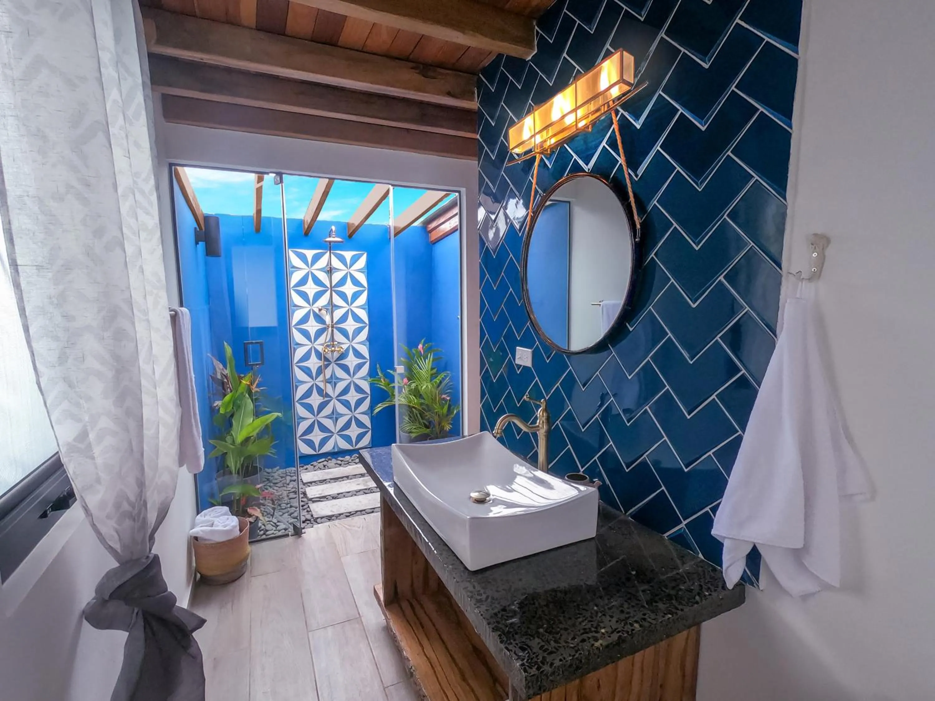 Bathroom in Catalina's Hideaway