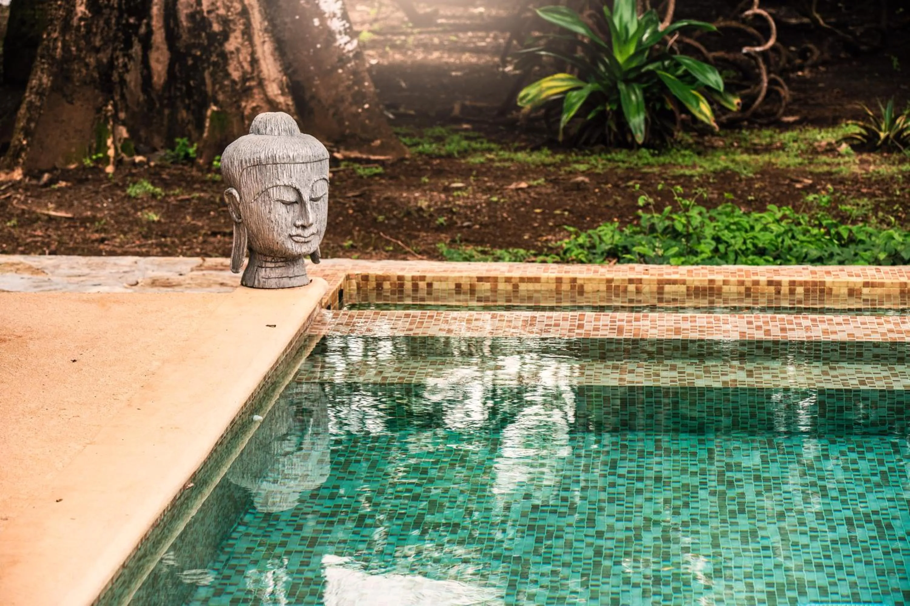 Swimming pool in Catalina's Hideaway