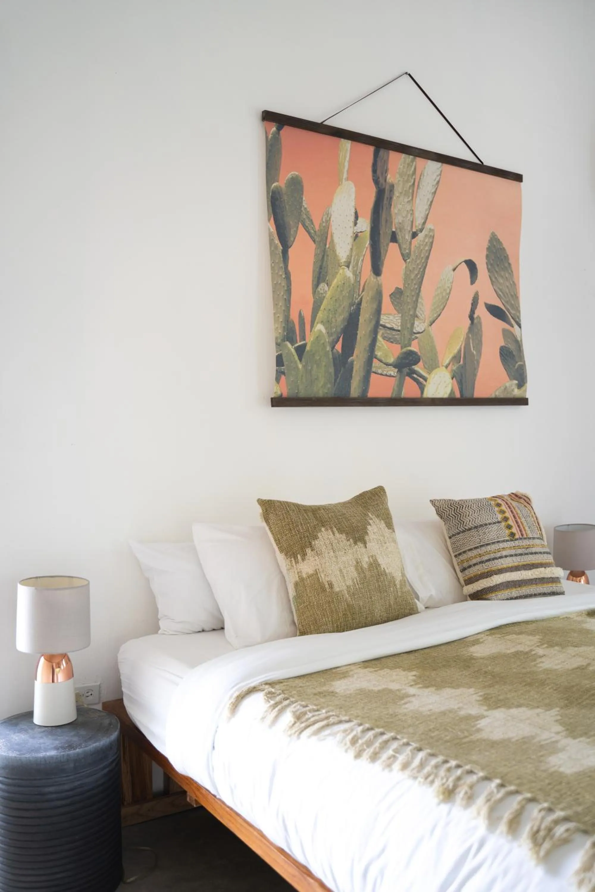 Bed in Catalina's Hideaway