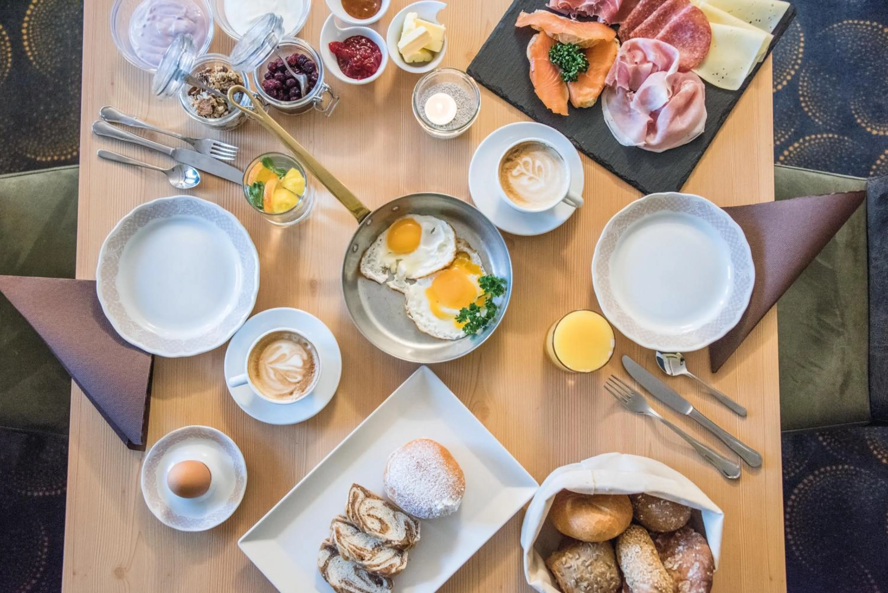 Italian breakfast in Apparthotel Feldhof - Living and Bistro