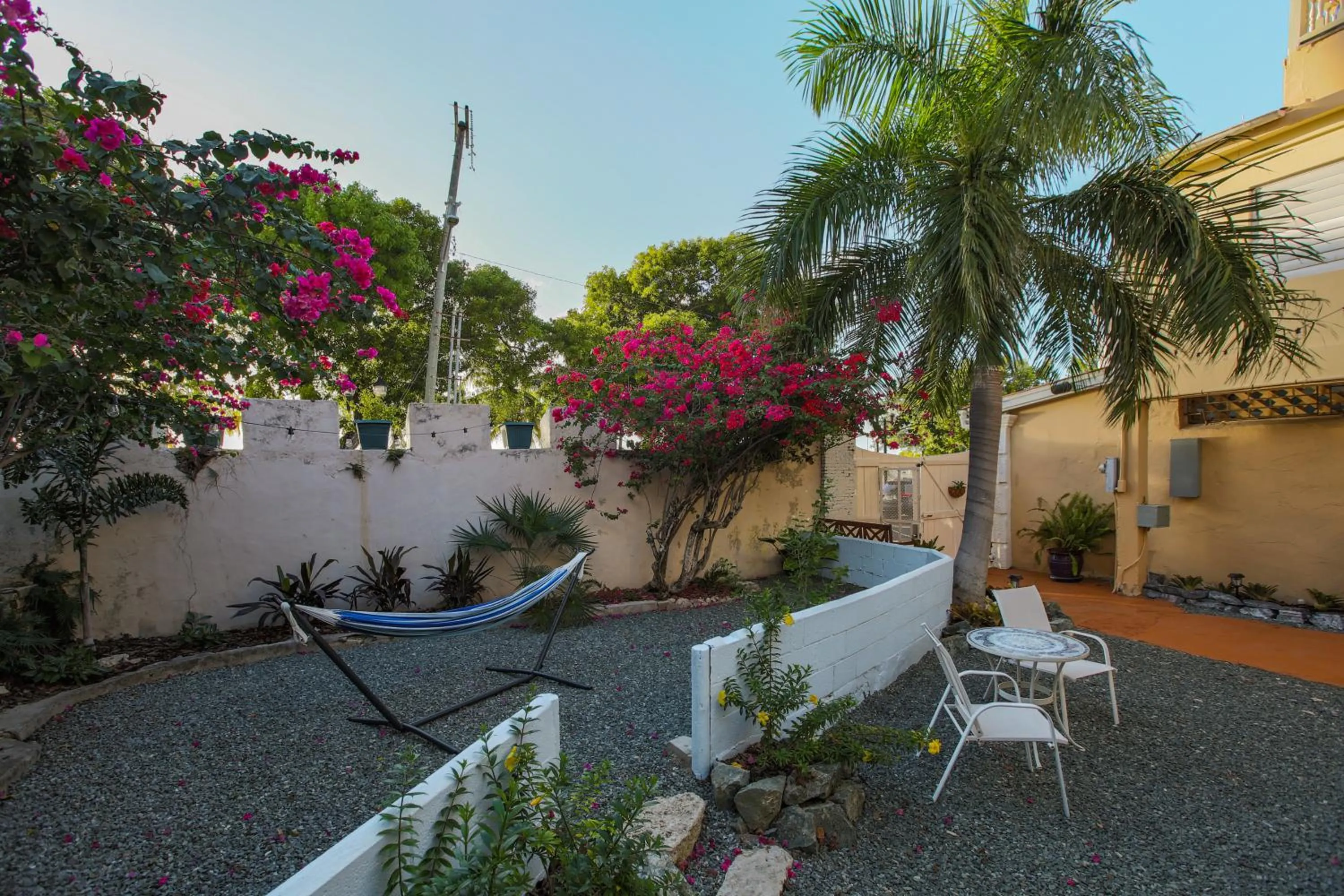 Inner courtyard view in Victoria House