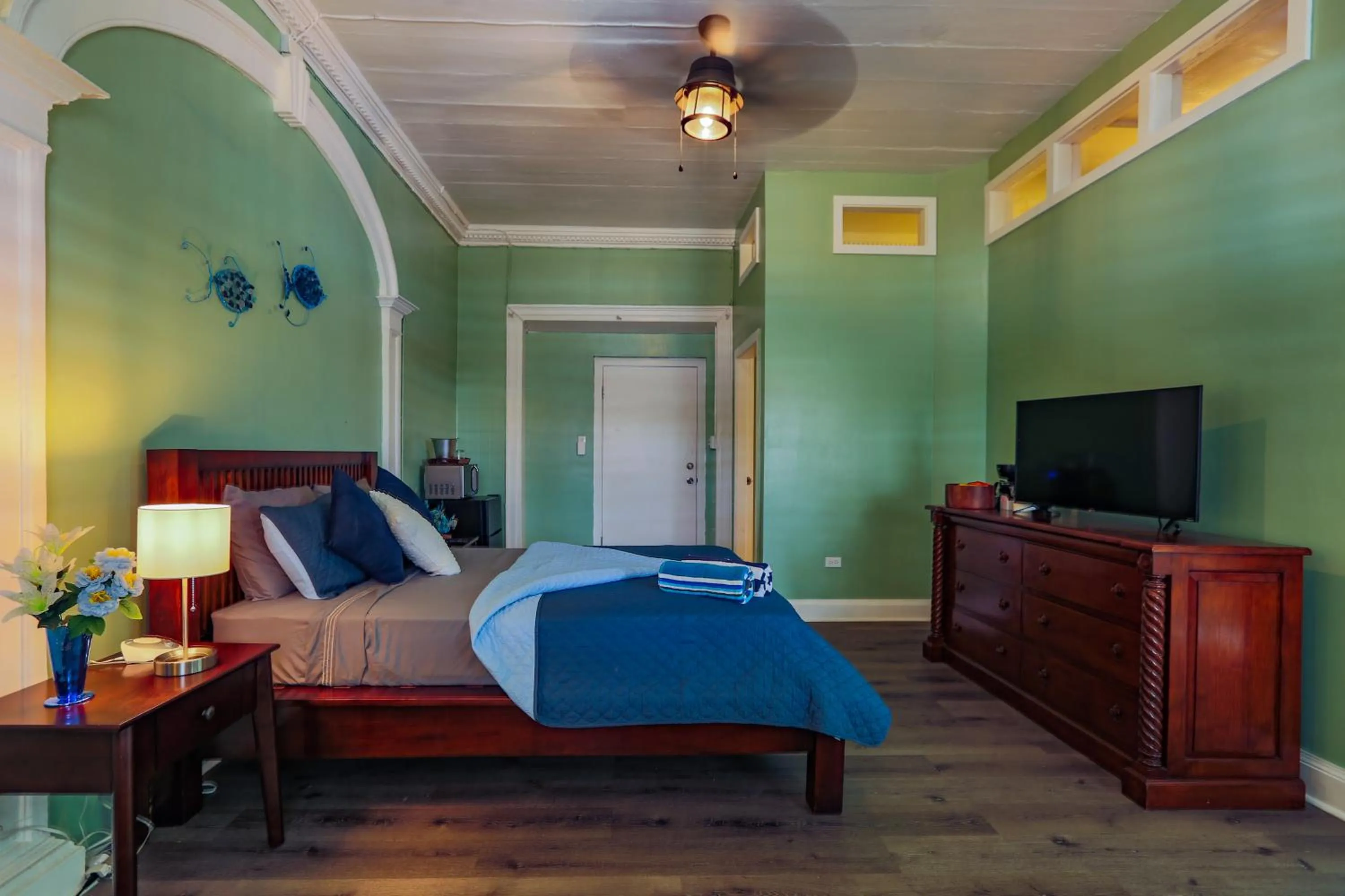 Bedroom, Bed in Victoria House