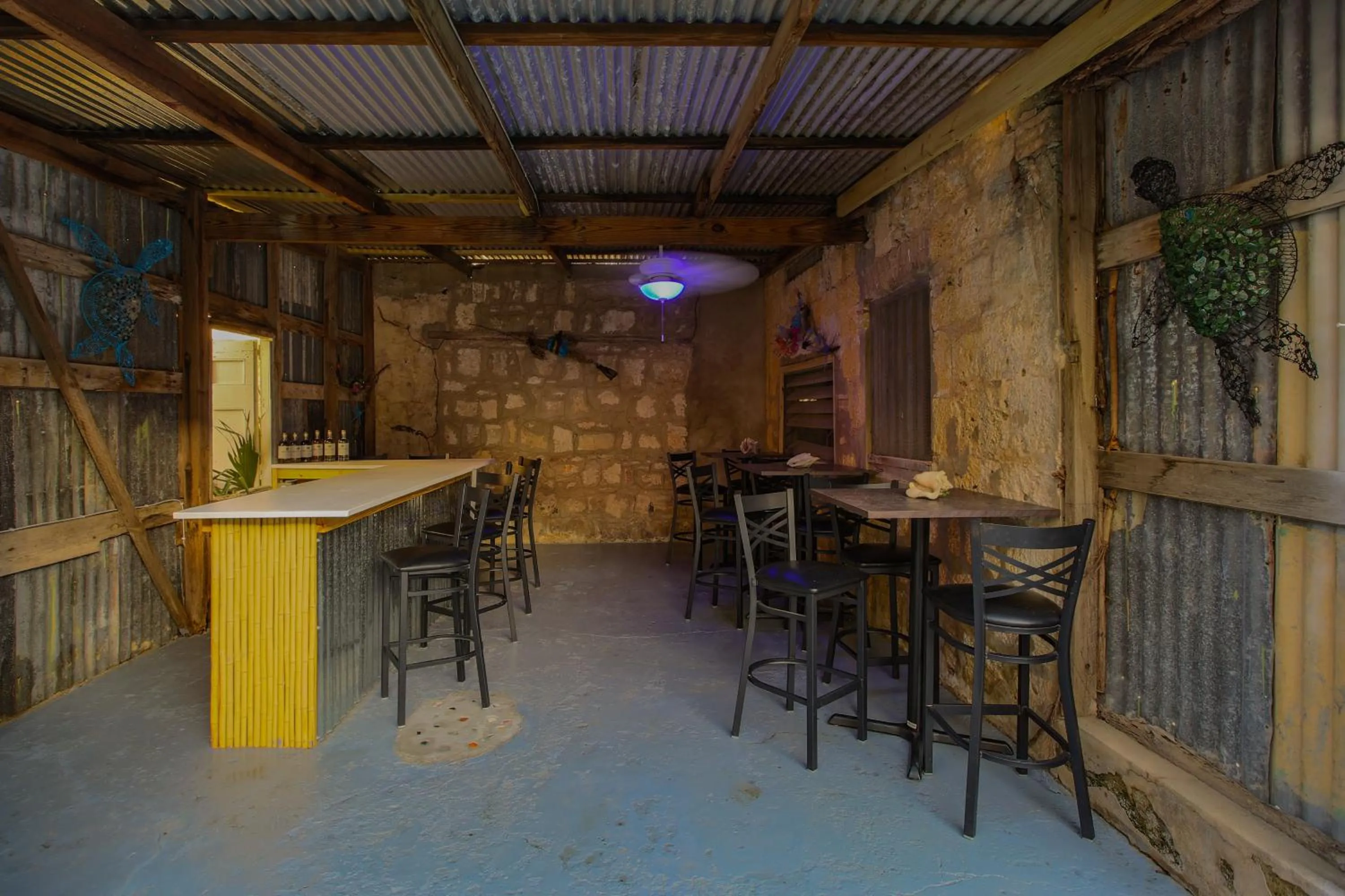 Lounge or bar in Victoria House