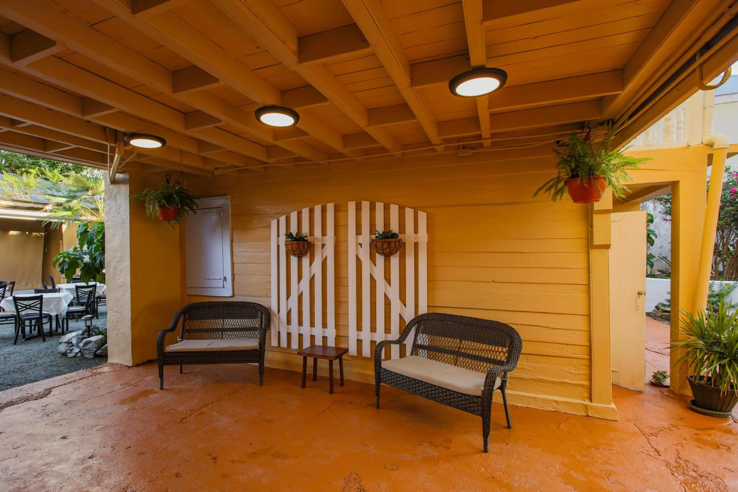 Inner courtyard view in Victoria House