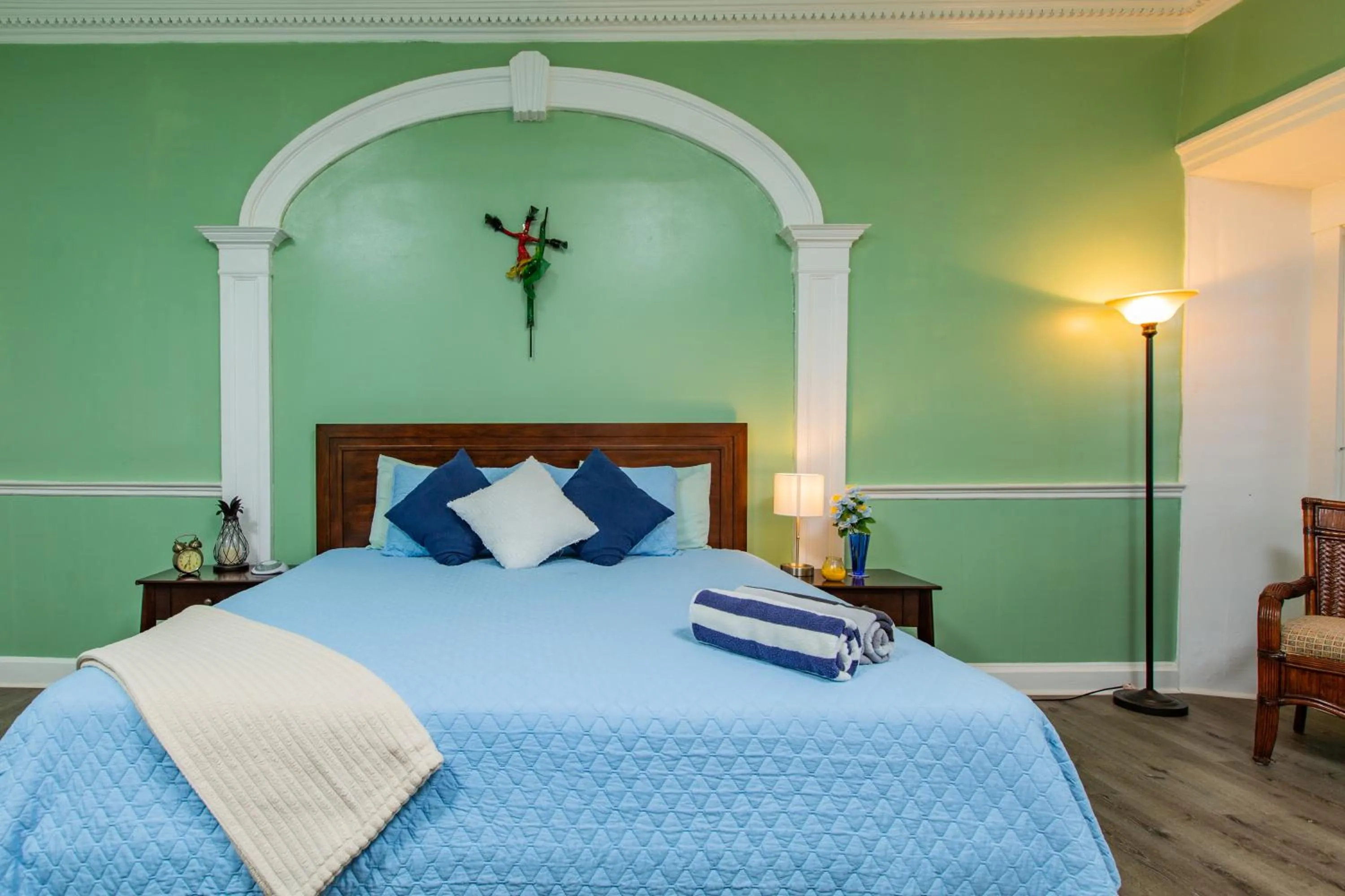 Bedroom, Bed in Victoria House