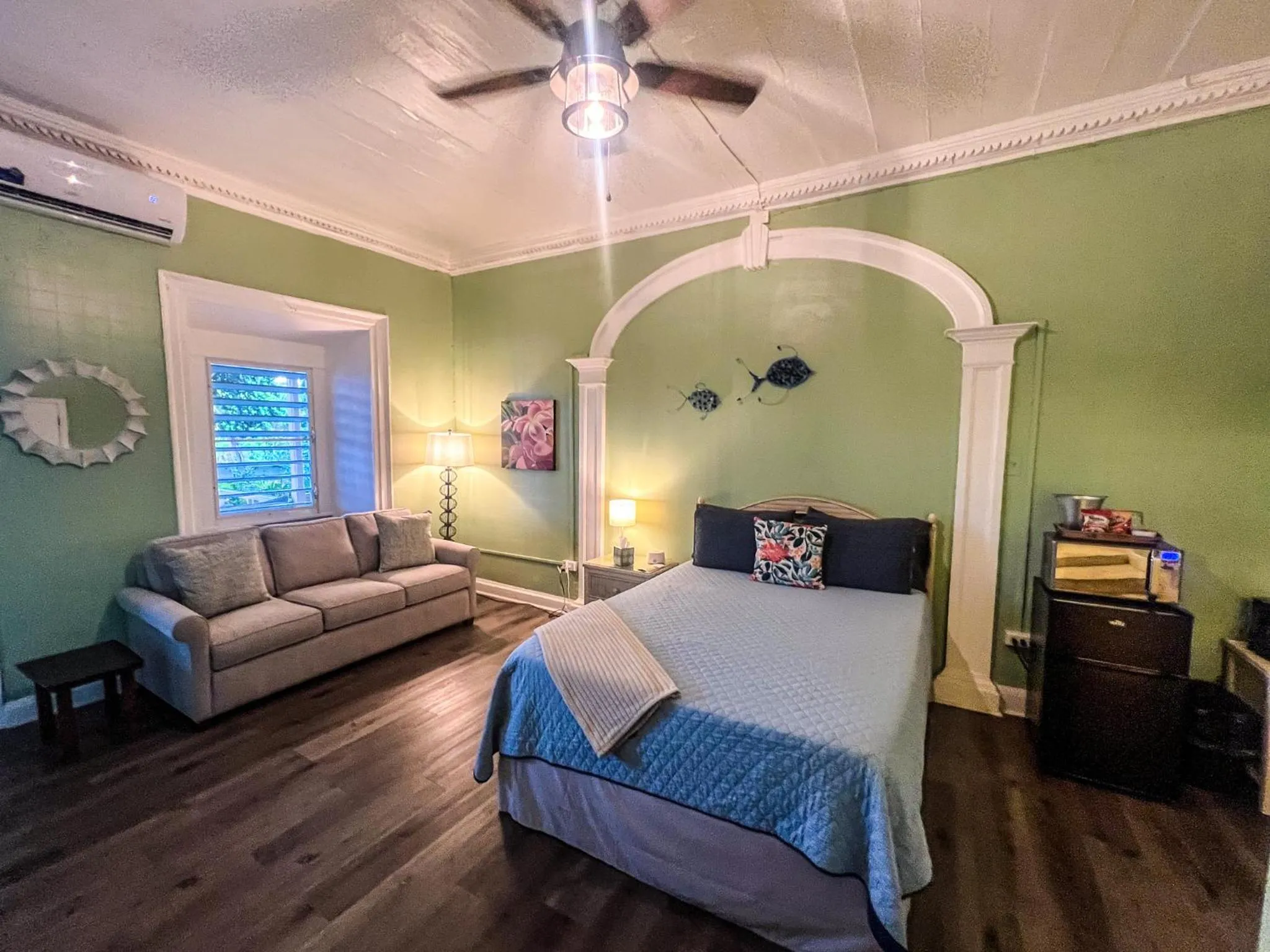 Bedroom, Bed in Victoria House