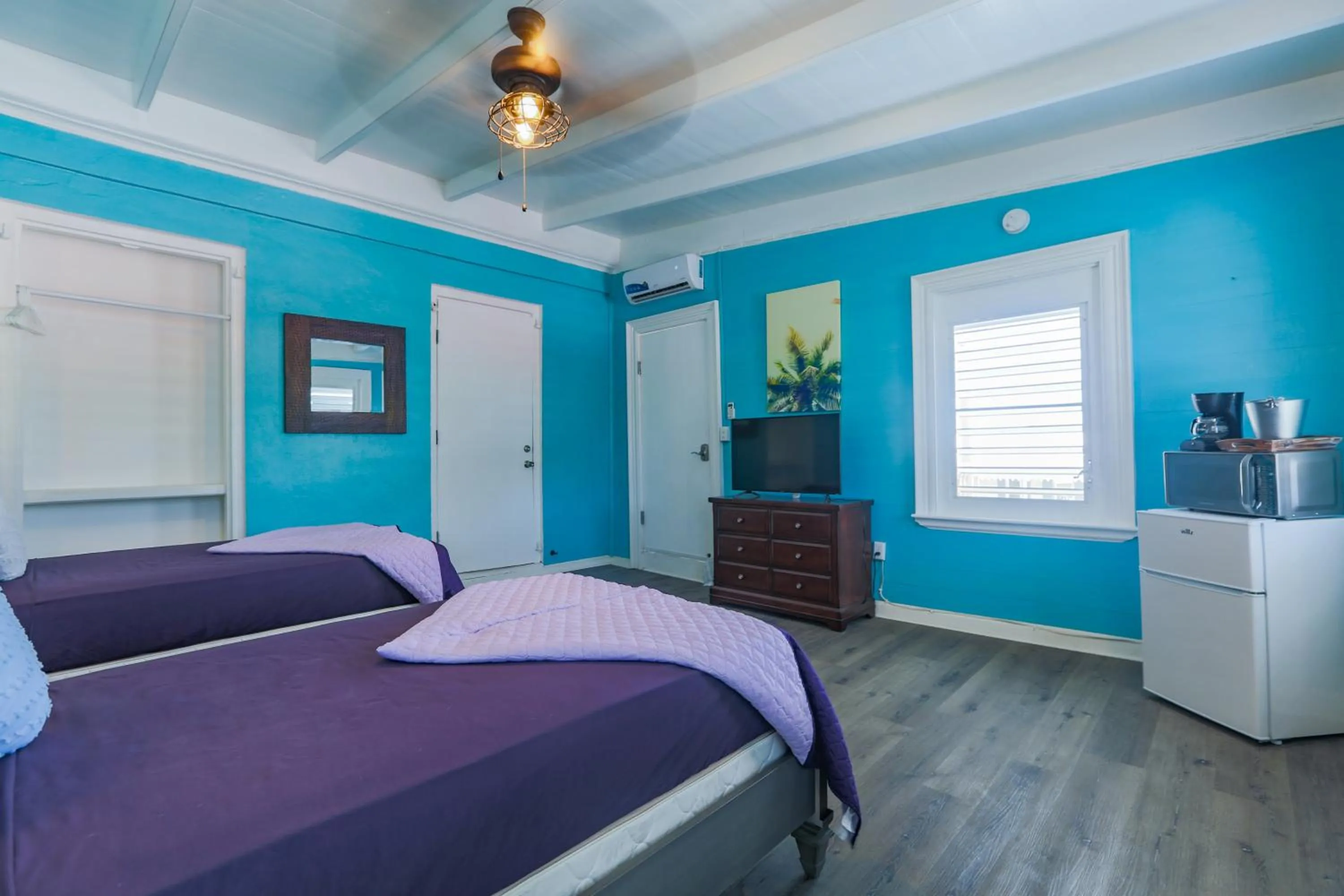 Bedroom, Bed in Victoria House