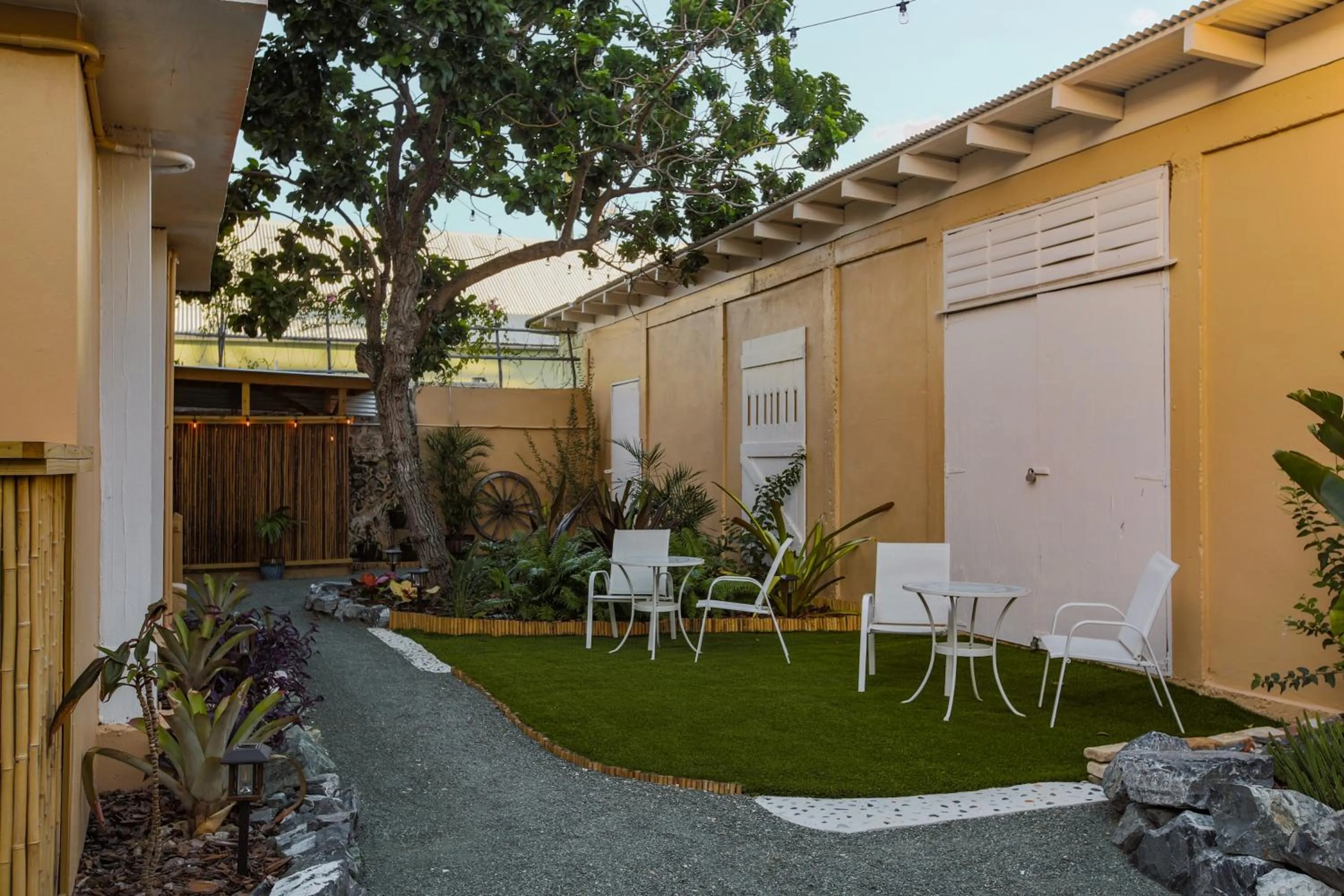 Inner courtyard view in Victoria House