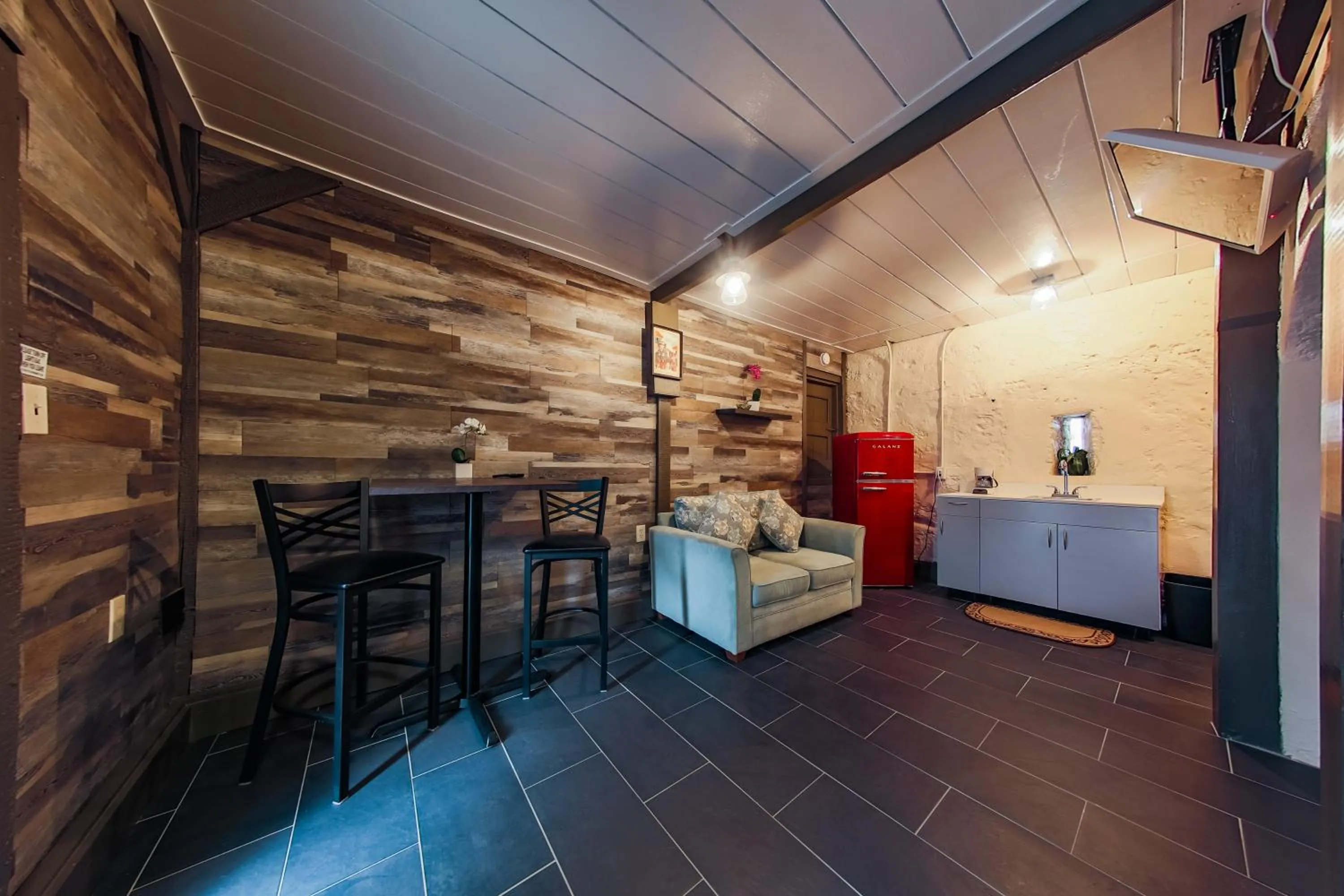 Dining area in Victoria House