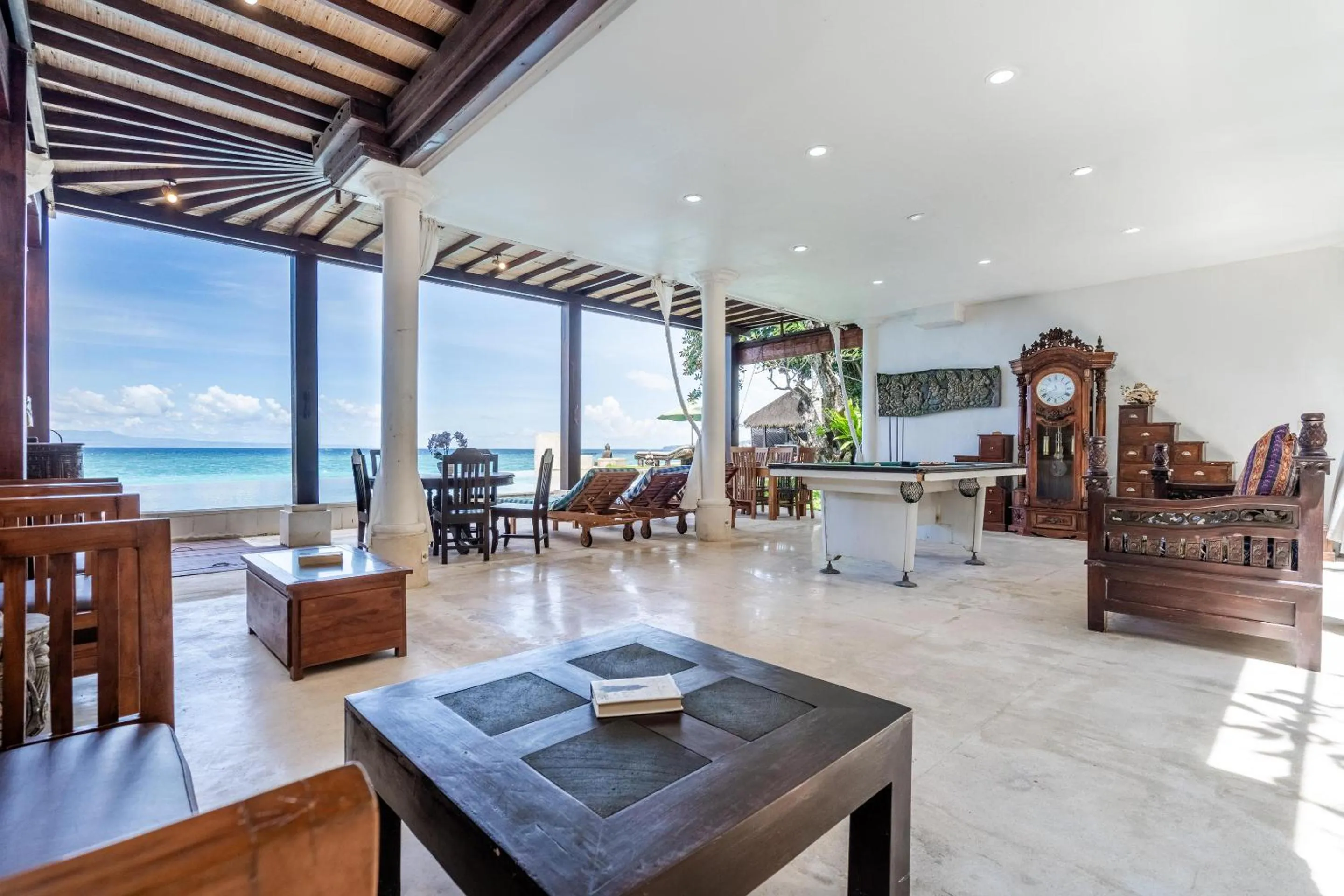 Billiard in The Village of Angels - New Year's Offer